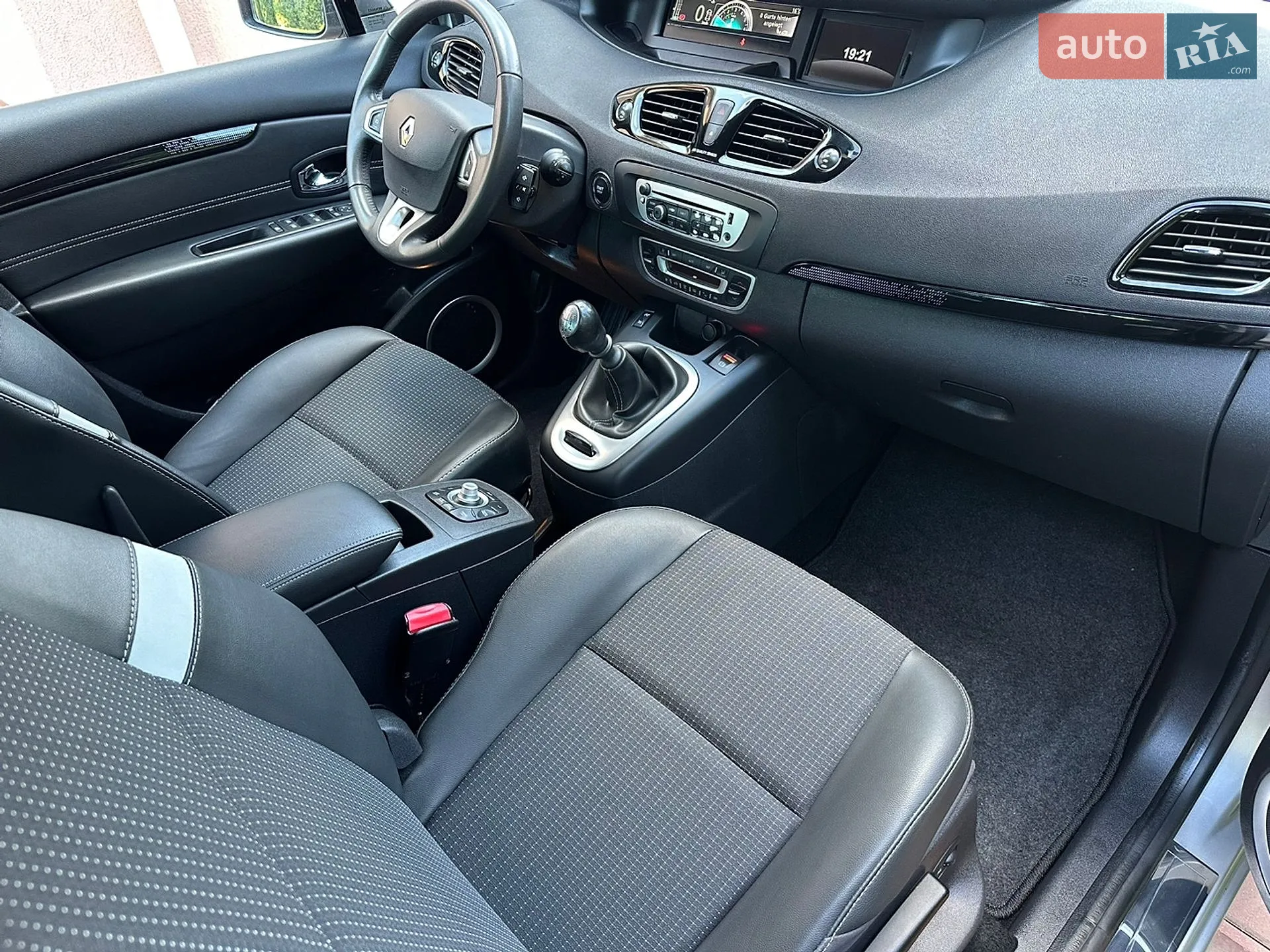 2012 Renault Scenic - мініатюра 40
