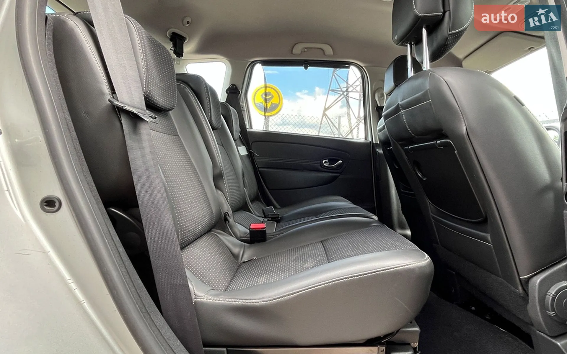 2011 Renault Scenic - мініатюра 25