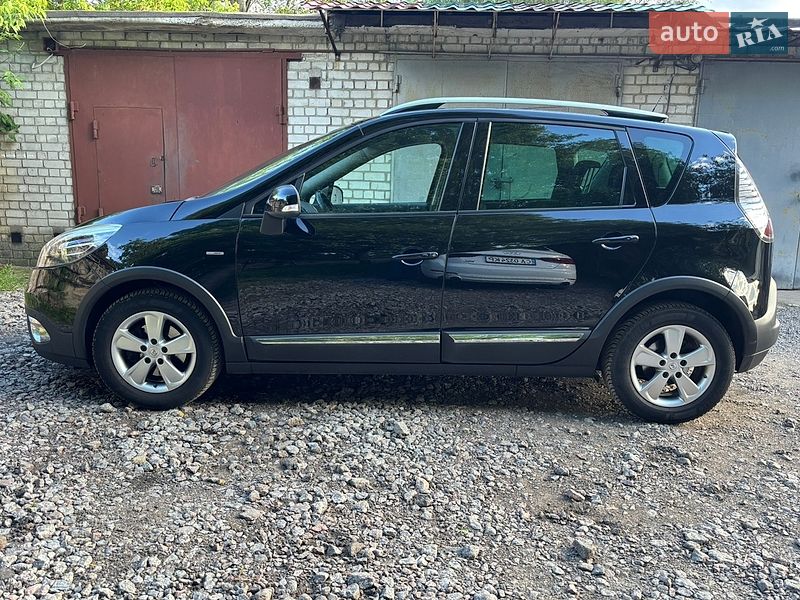 Минивэн Renault Scenic 2015 в Черкассах