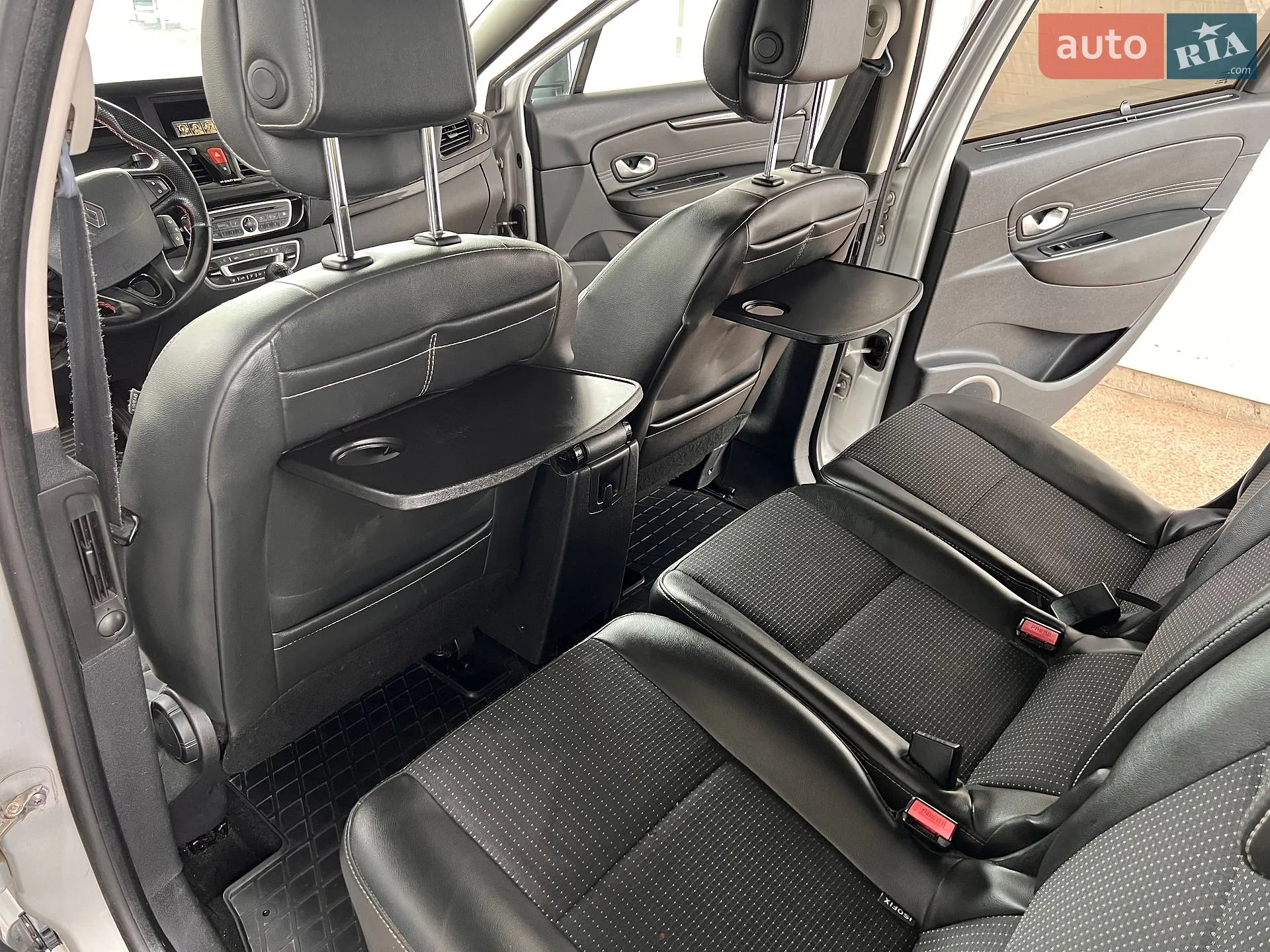 2011 Renault Scenic - мініатюра 29