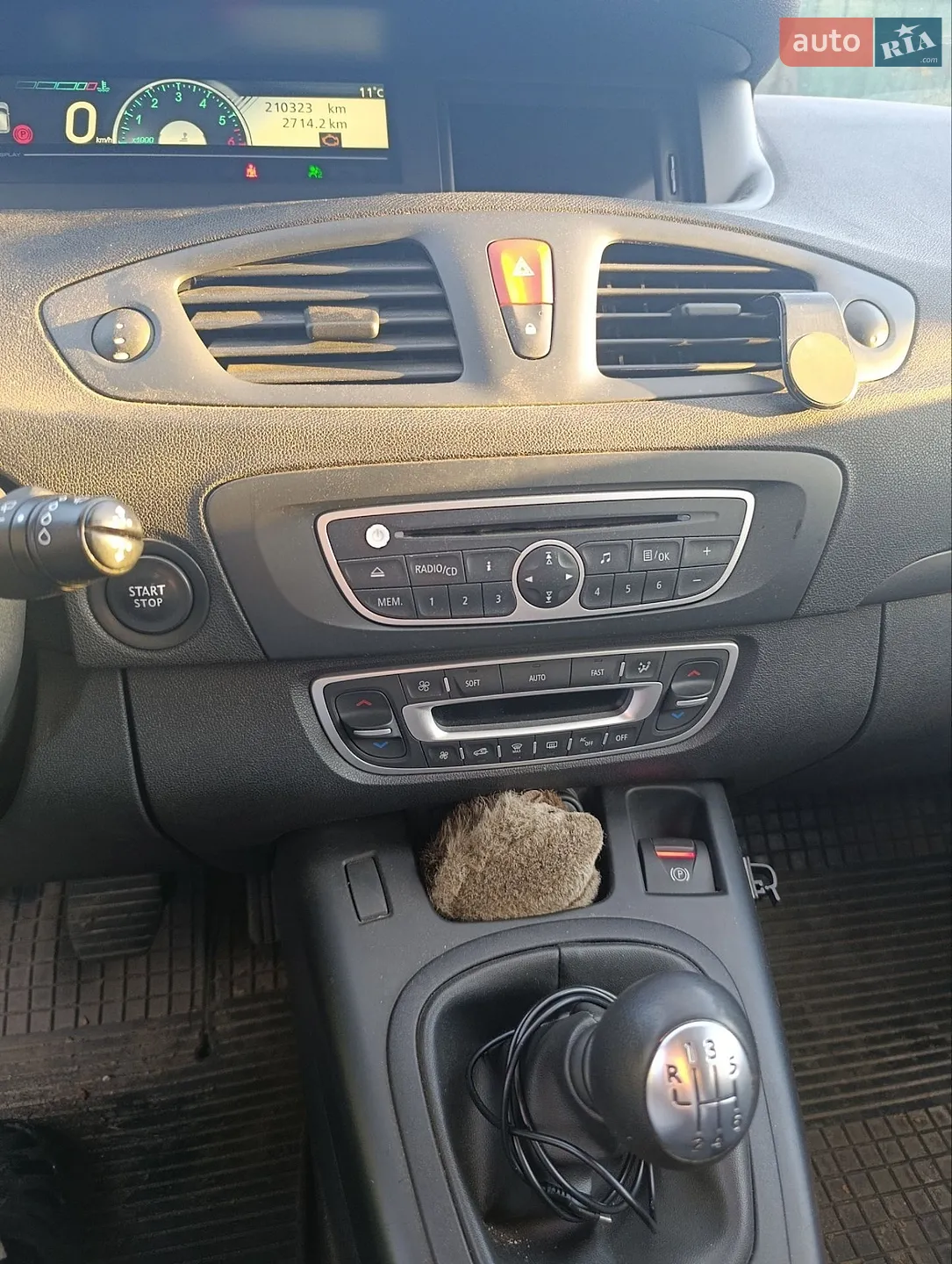 2010 Renault Scenic - мініатюра 7