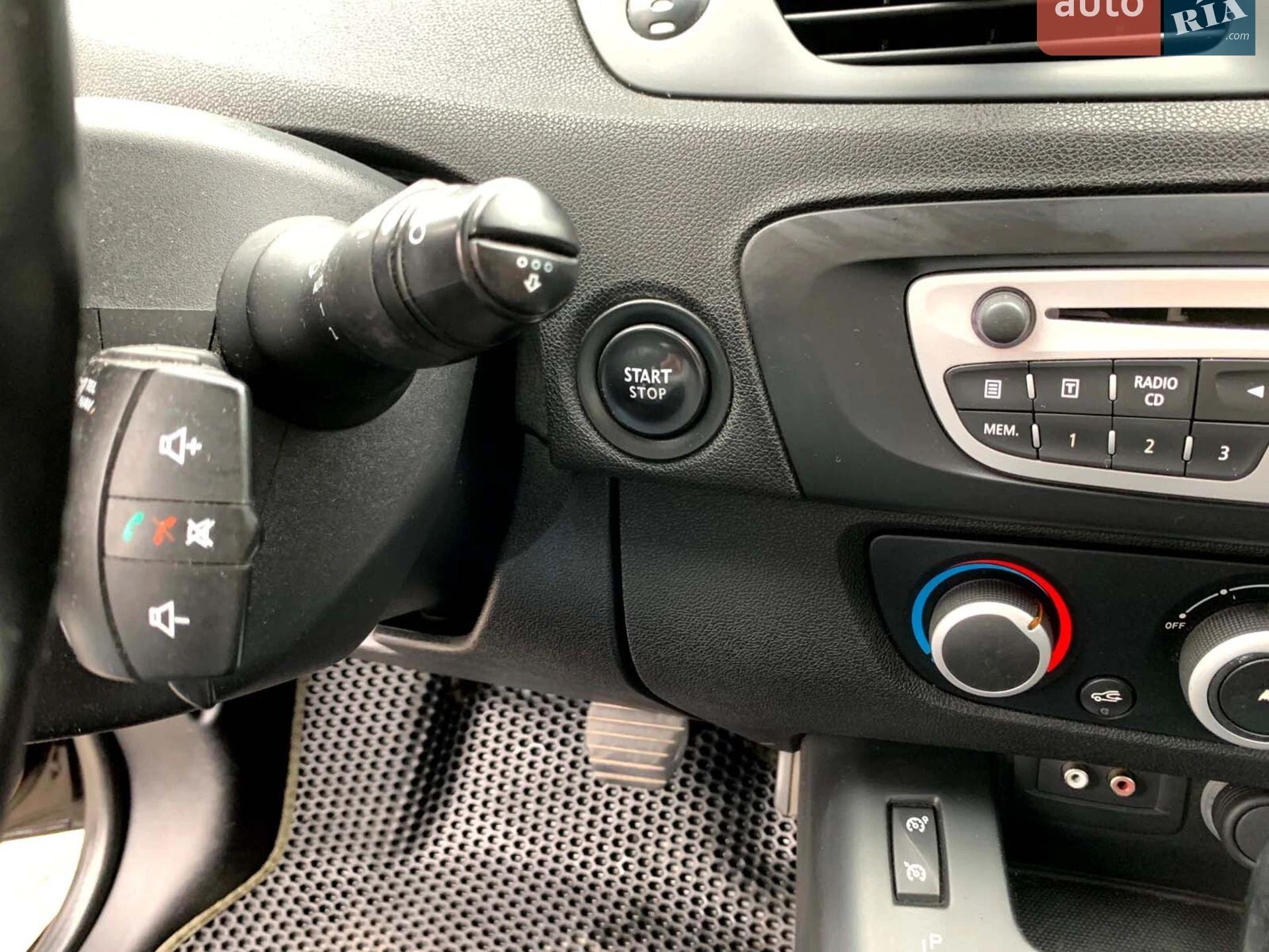 2011 Renault Scenic - мініатюра 19