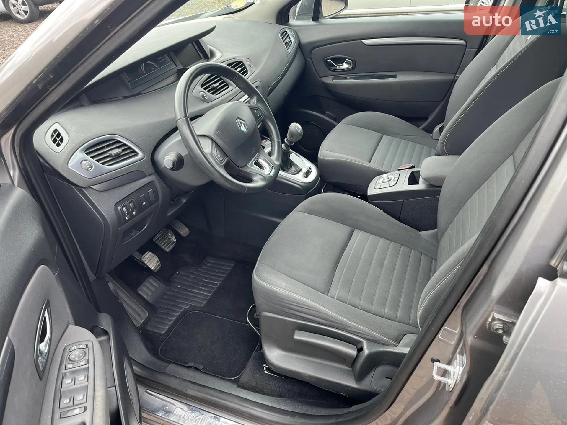 2015 Renault Scenic - мініатюра 8