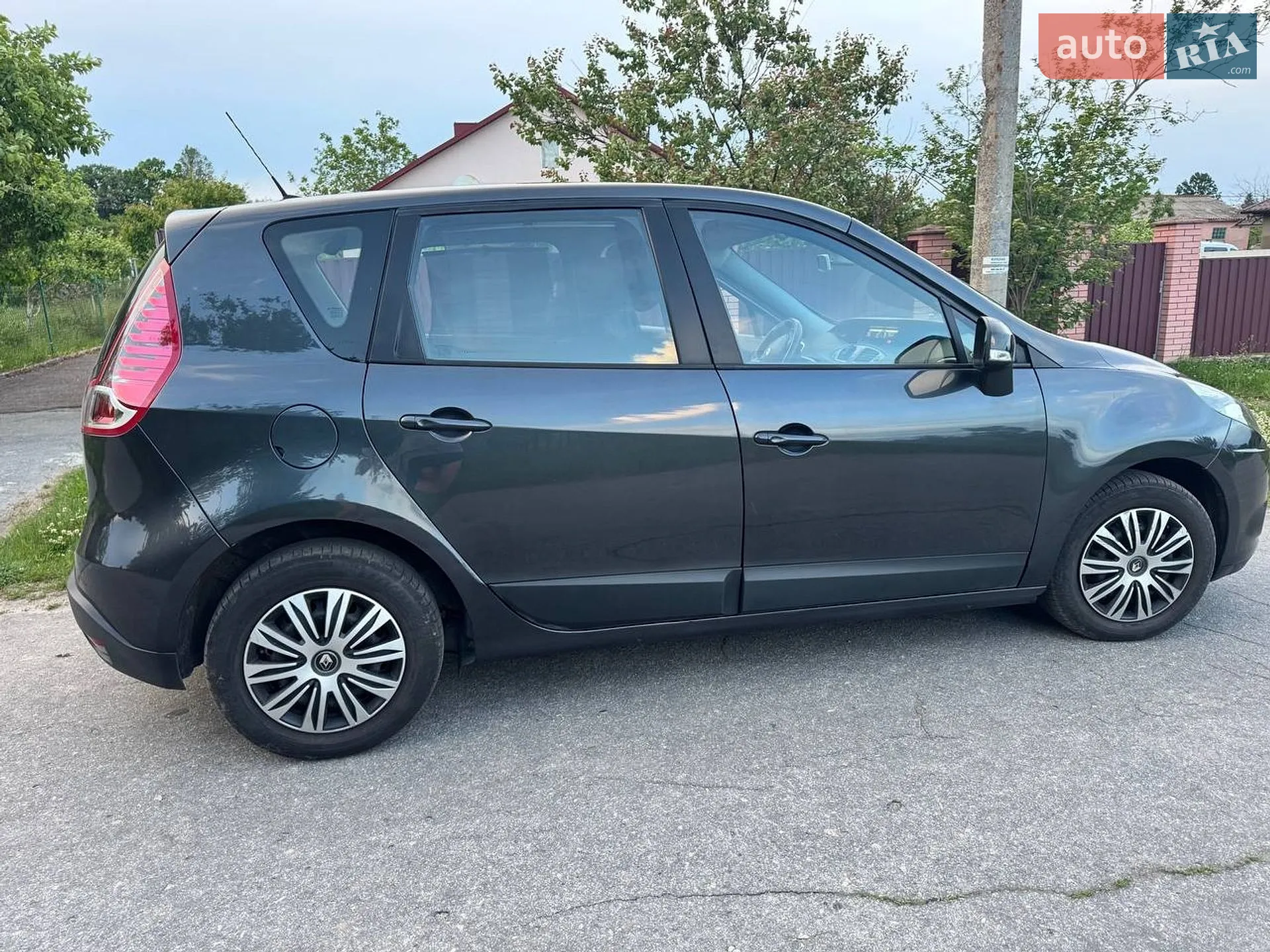 2010 Renault Scenic - мініатюра 5