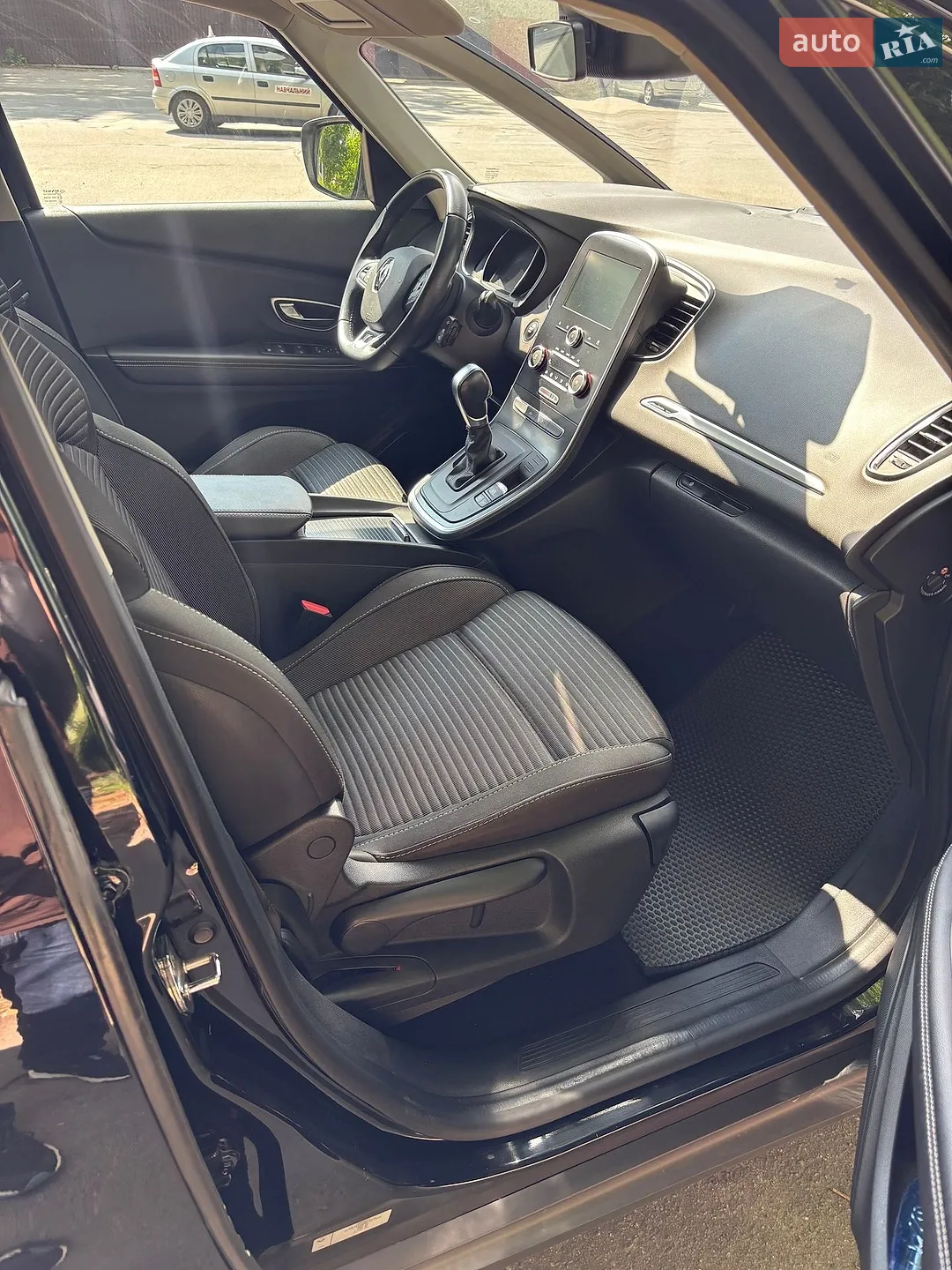 2017 Renault Scenic - мініатюра 7