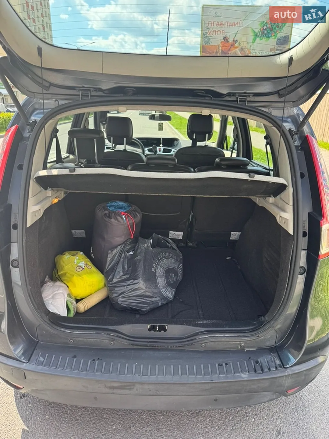 2010 Renault Scenic - мініатюра 9
