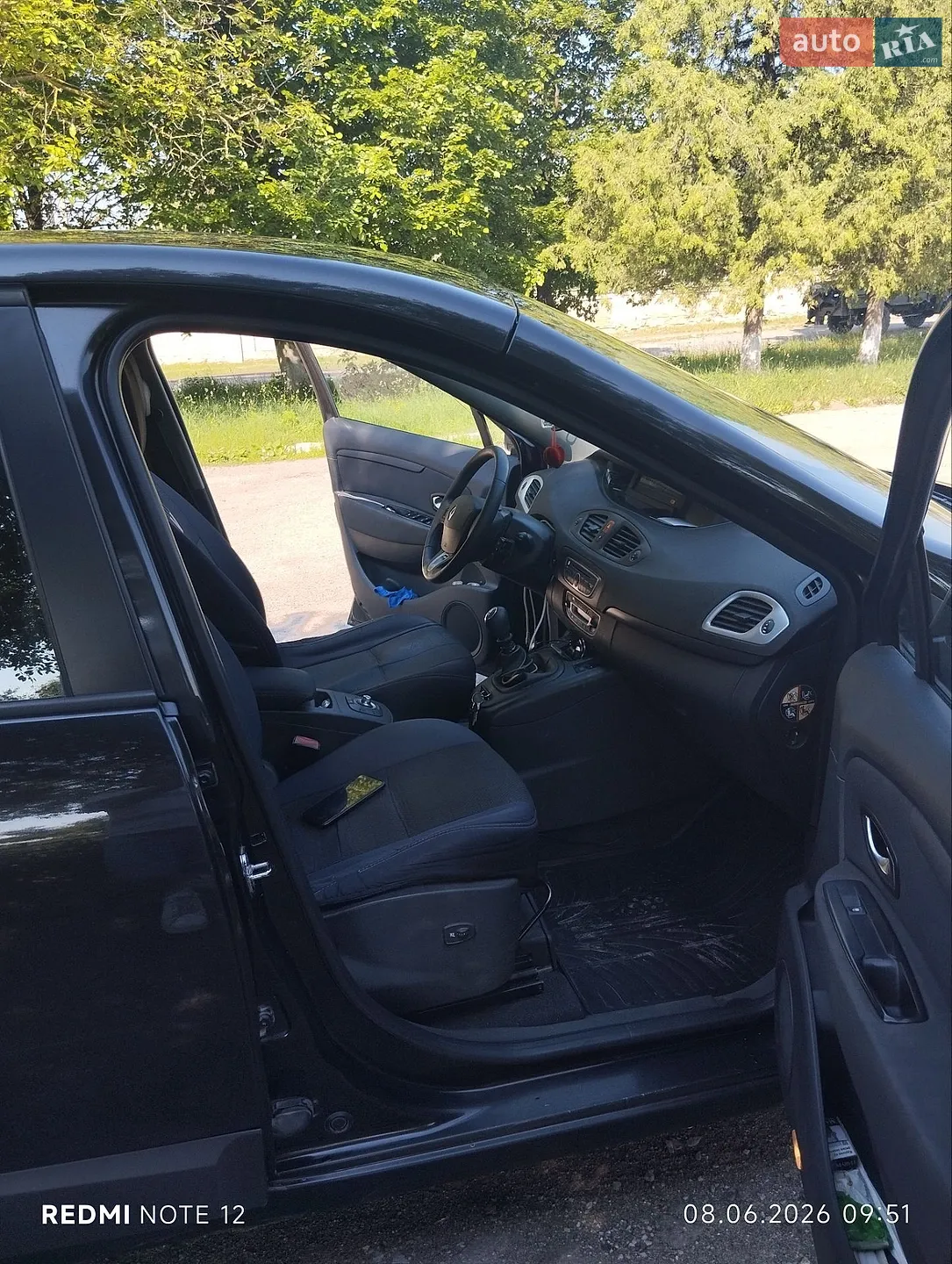 2010 Renault Scenic - мініатюра 2