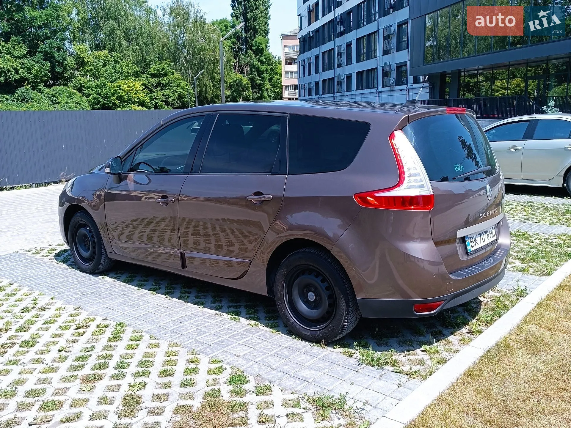 2010 Renault Scenic - мініатюра 5