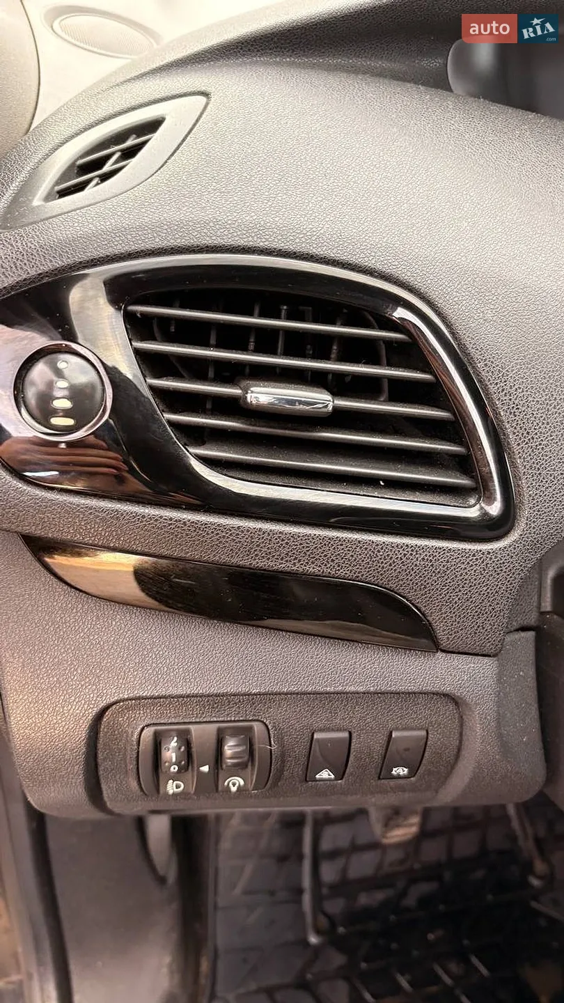 2013 Renault Scenic - мініатюра 22
