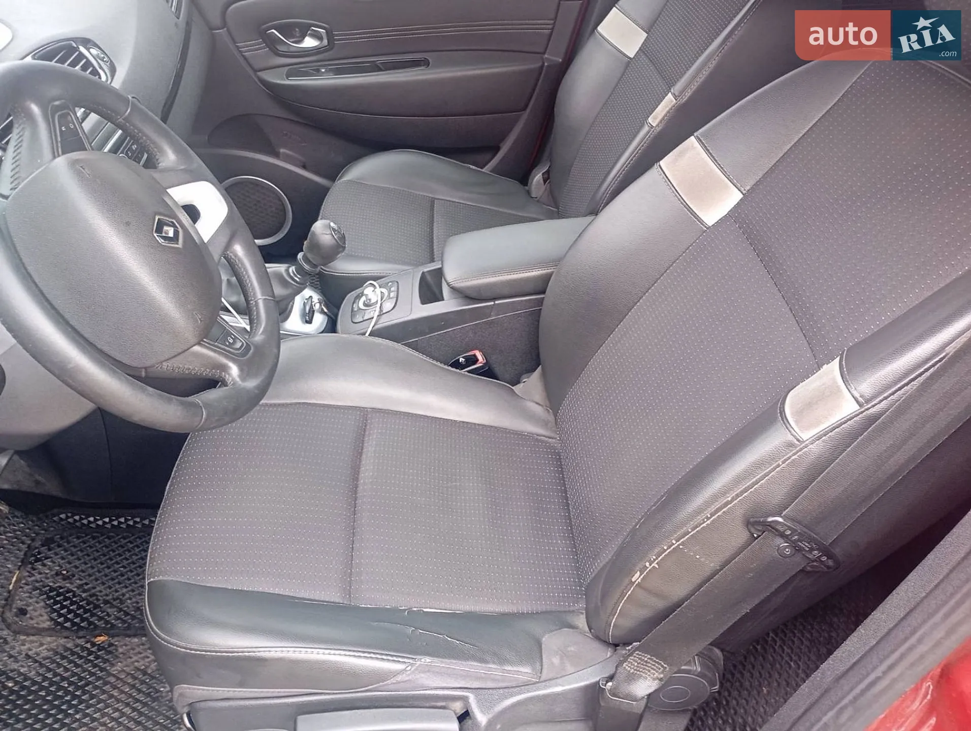 2011 Renault Scenic - мініатюра 2