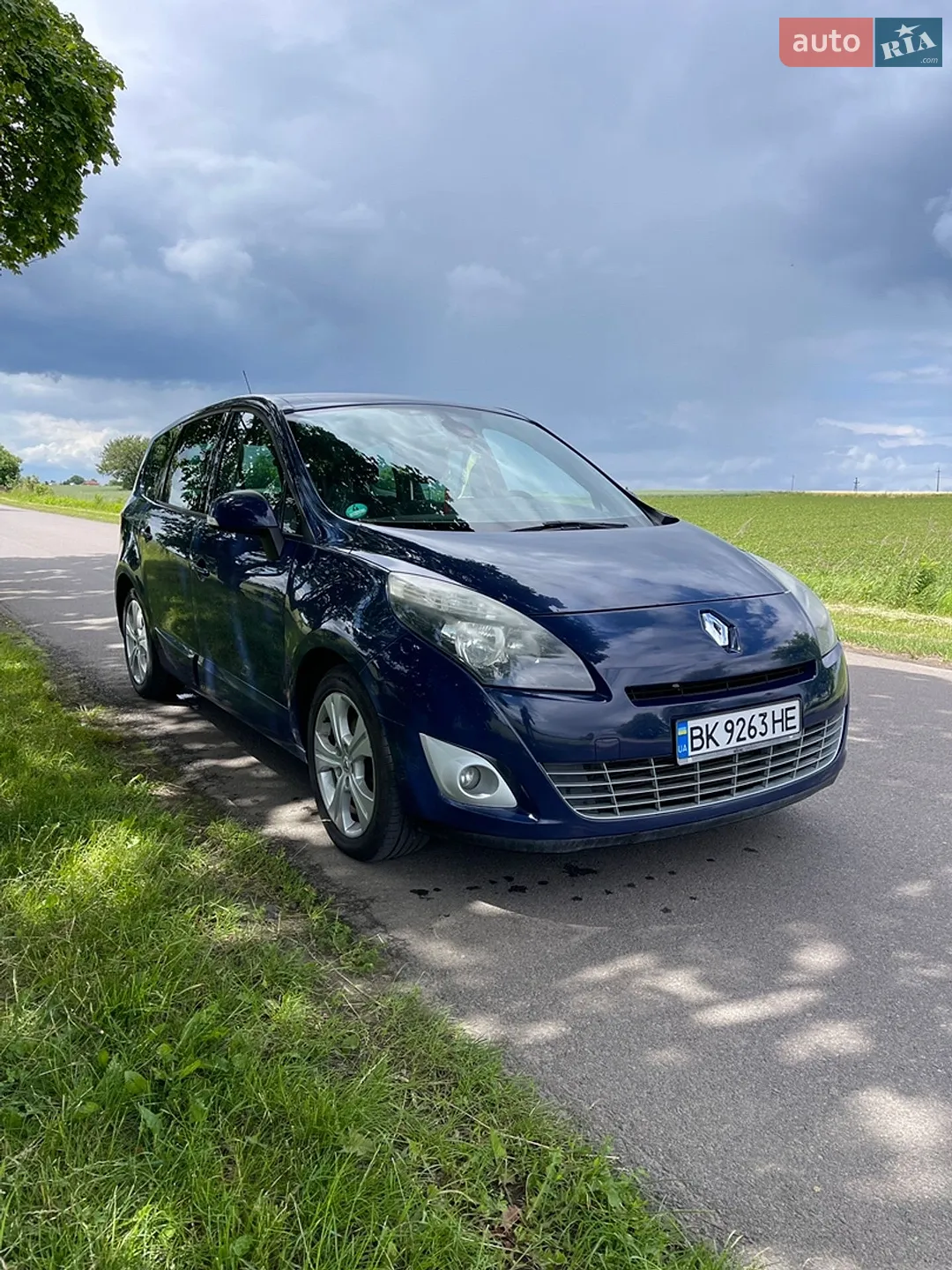 2011 Renault Scenic - мініатюра 2