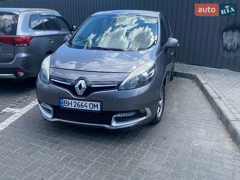 Renault Scenic 2013