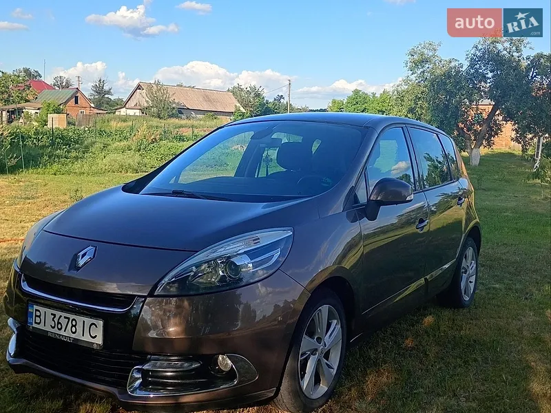 Renault Scenic 2012