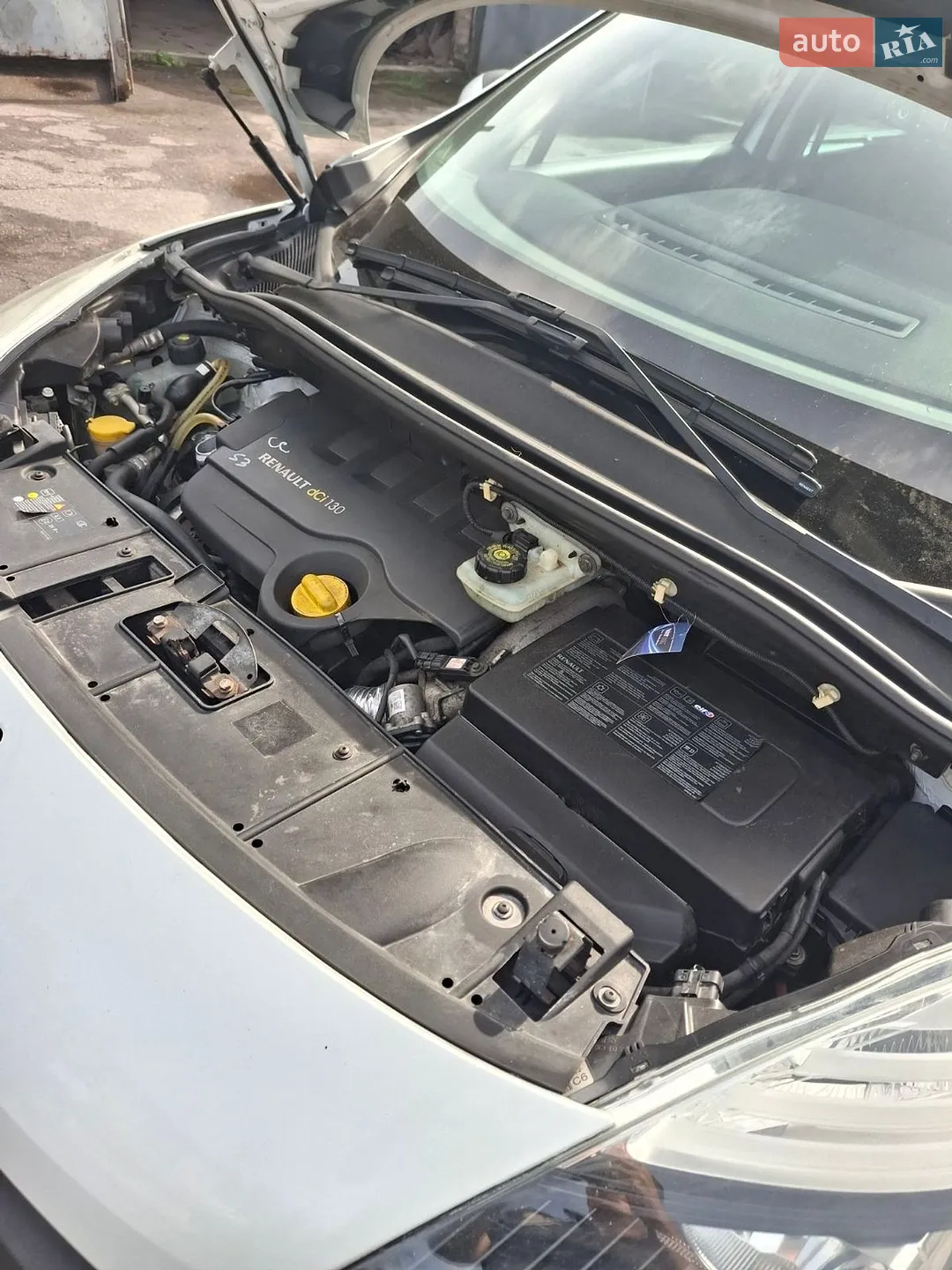 2010 Renault Scenic - мініатюра 3