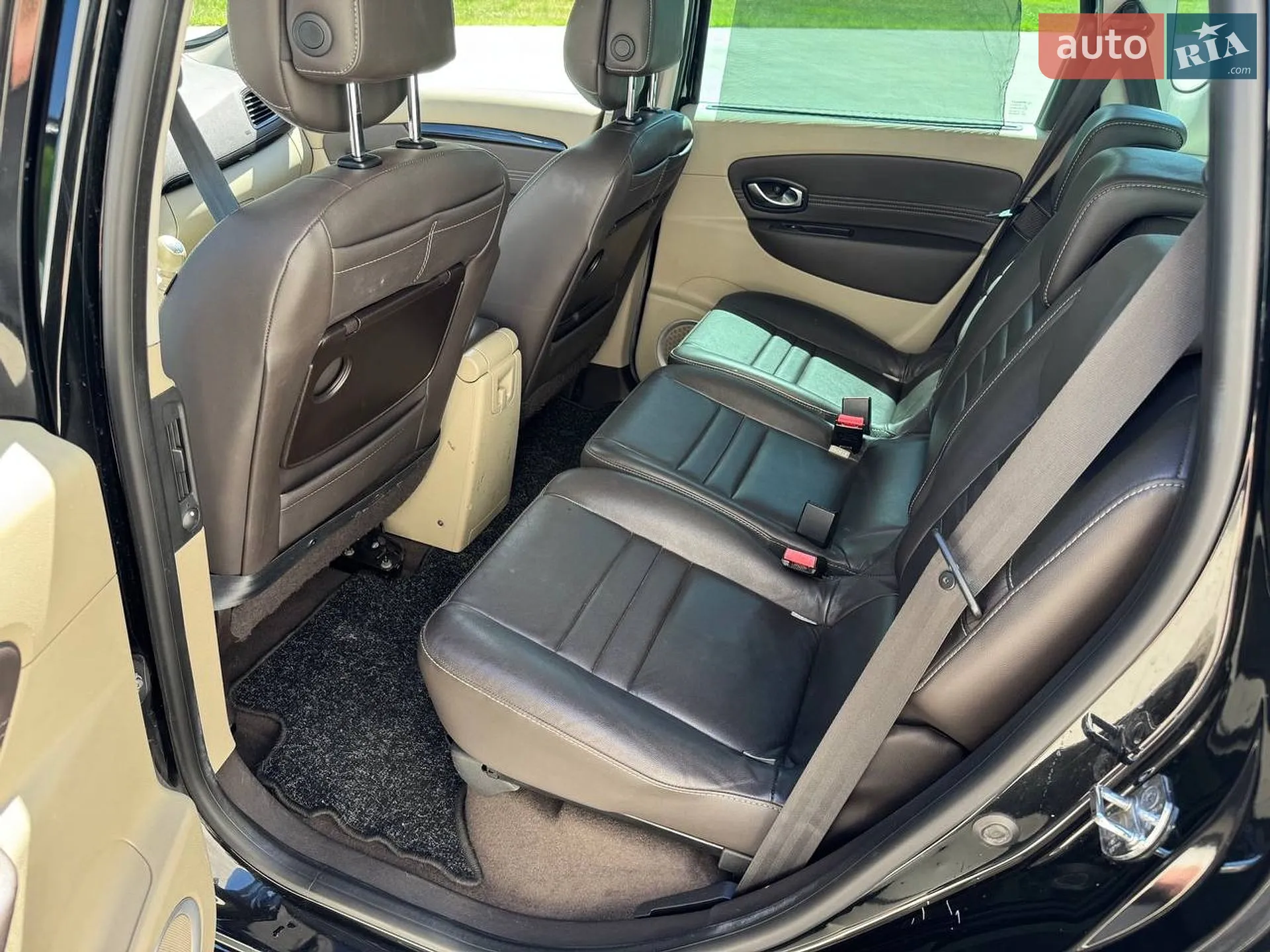 2011 Renault Scenic - мініатюра 17