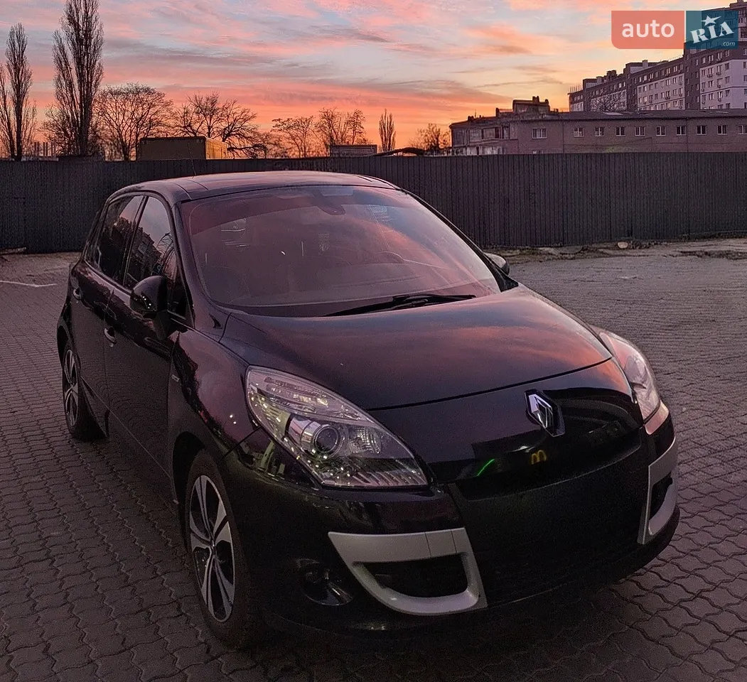 2010 Renault Scenic - мініатюра 14
