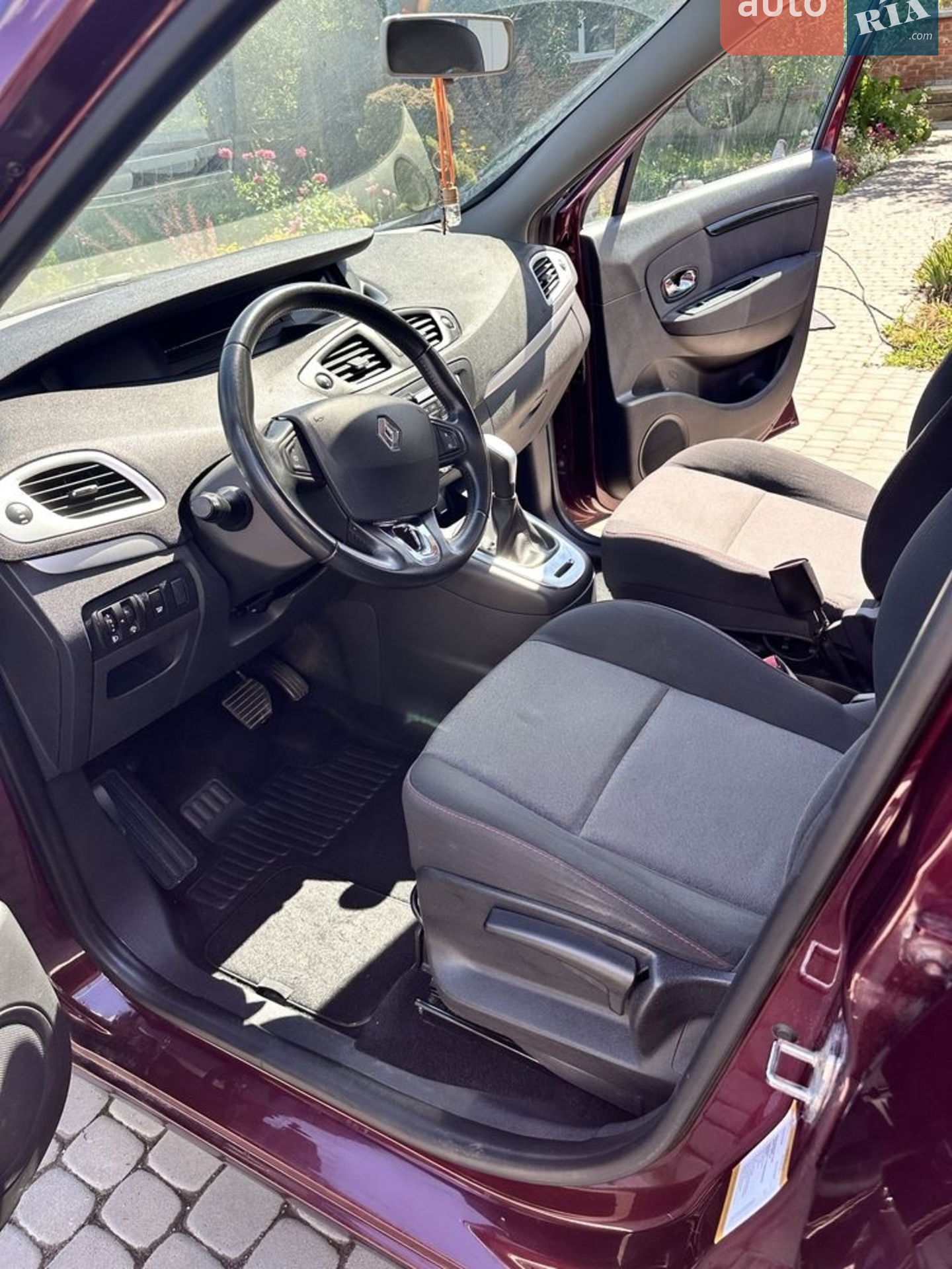 Renault Scenic 2015 VIN VF1JZS00E52816308 фото оголошення 12 з 23