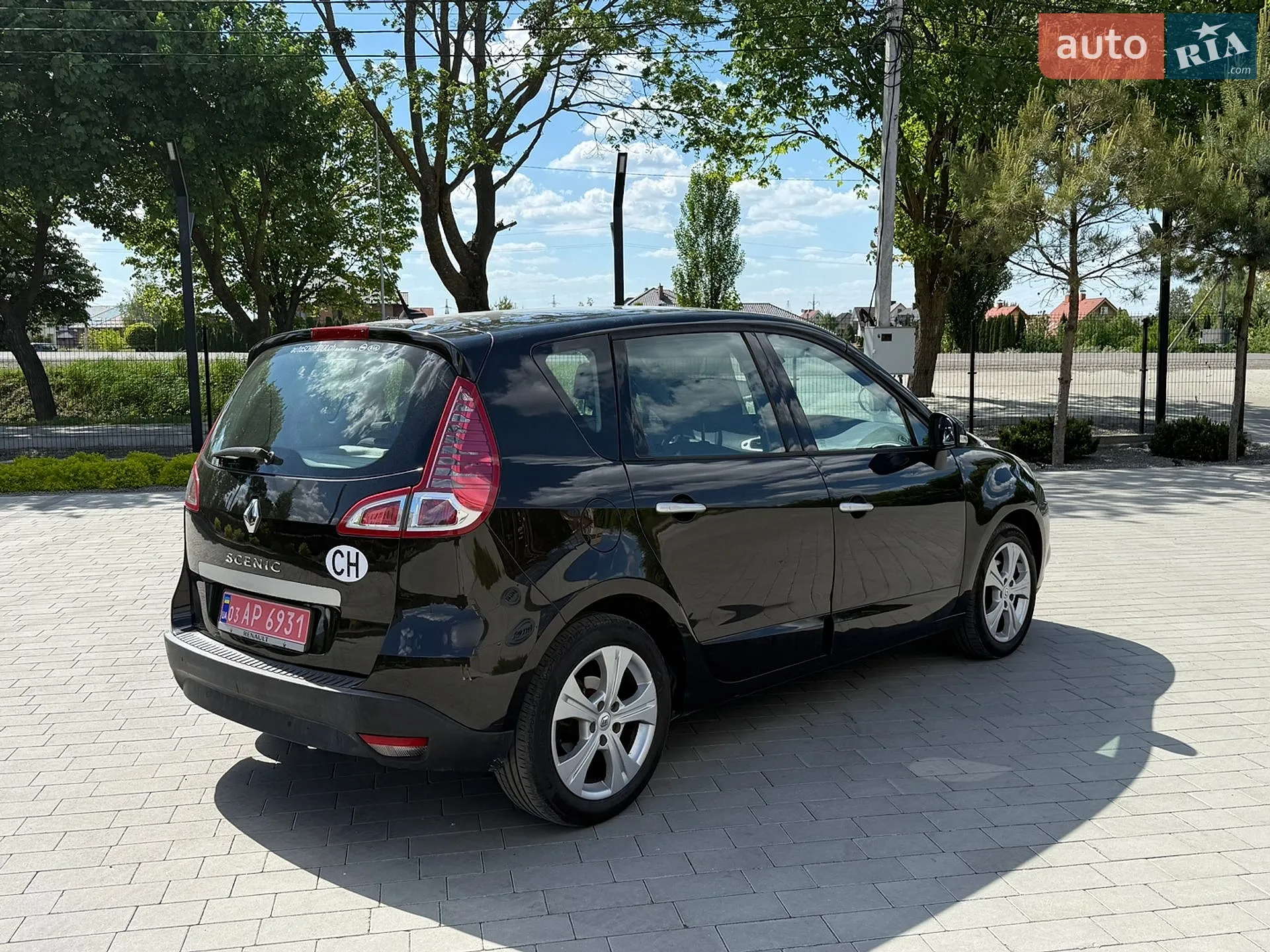 2010 Renault Scenic - мініатюра 8