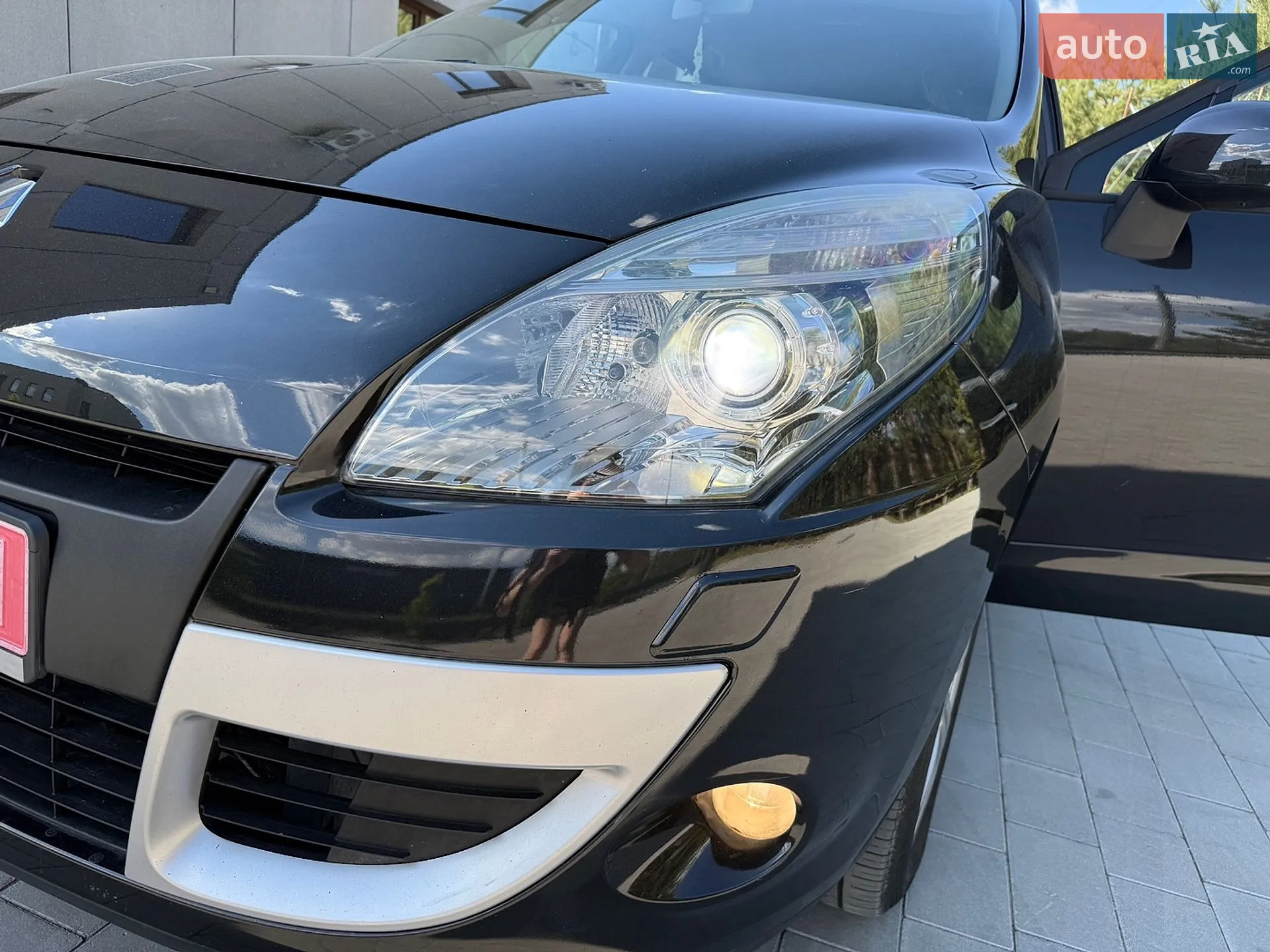 2010 Renault Scenic - мініатюра 20