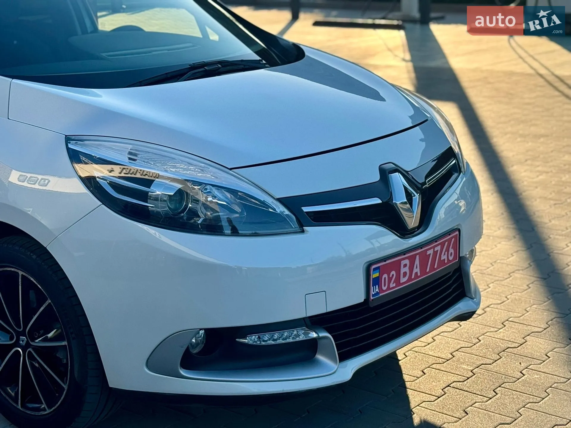 2015 Renault Scenic - мініатюра 17