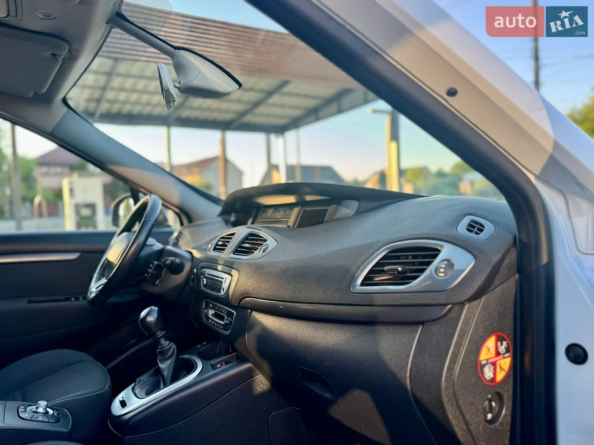 2015 Renault Scenic - мініатюра 47