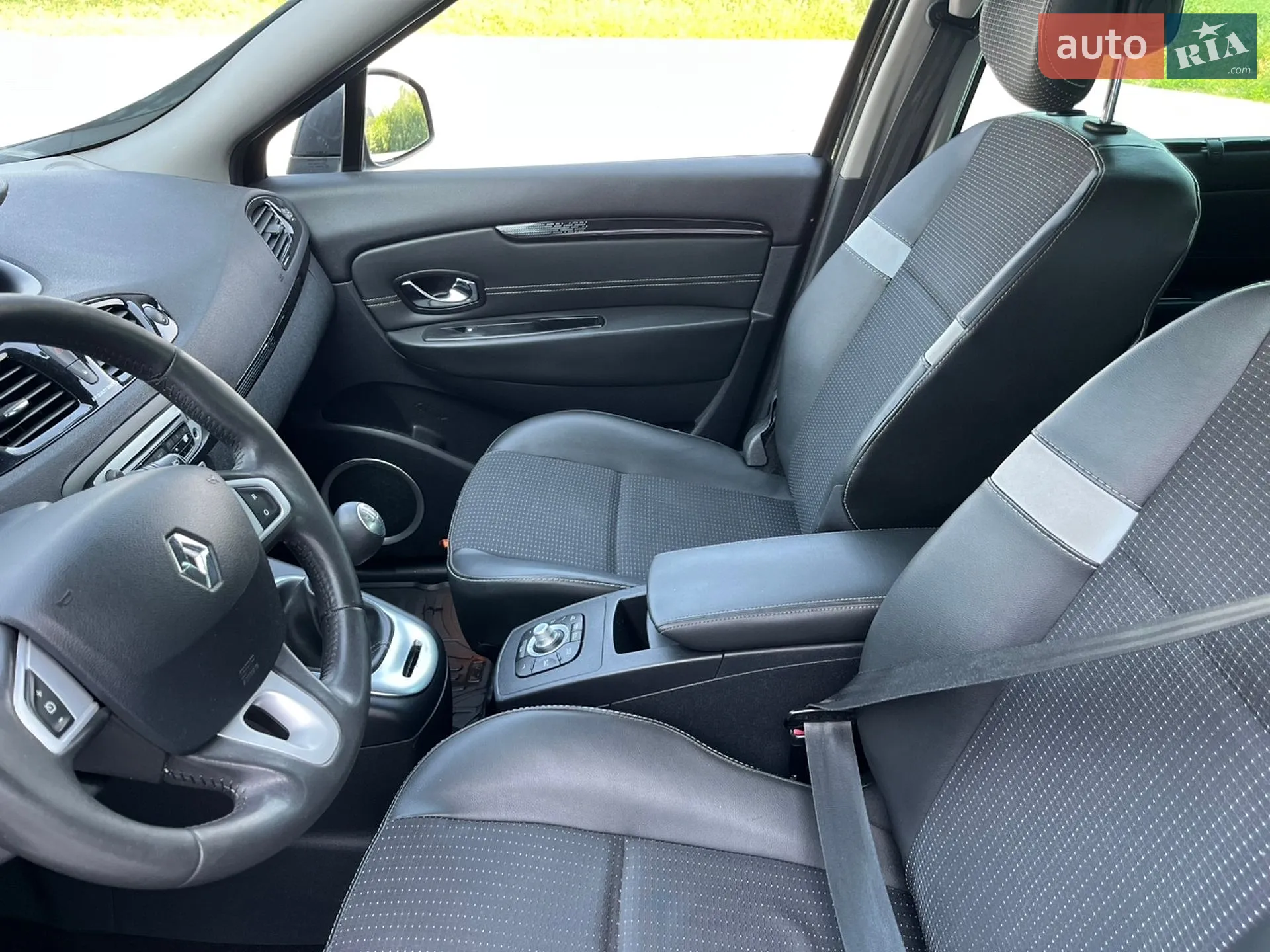 2012 Renault Scenic - мініатюра 12