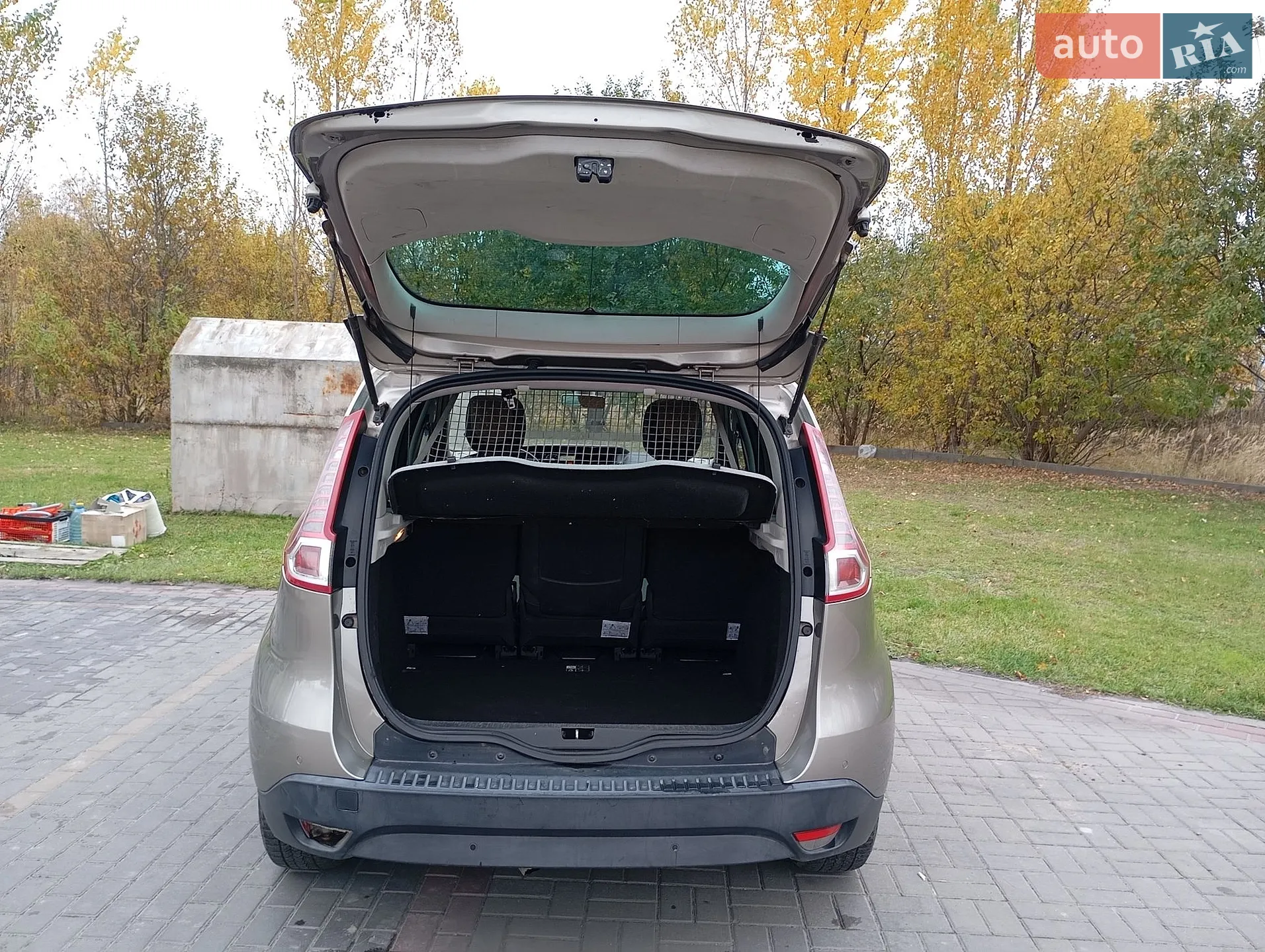2010 Renault Scenic - мініатюра 2
