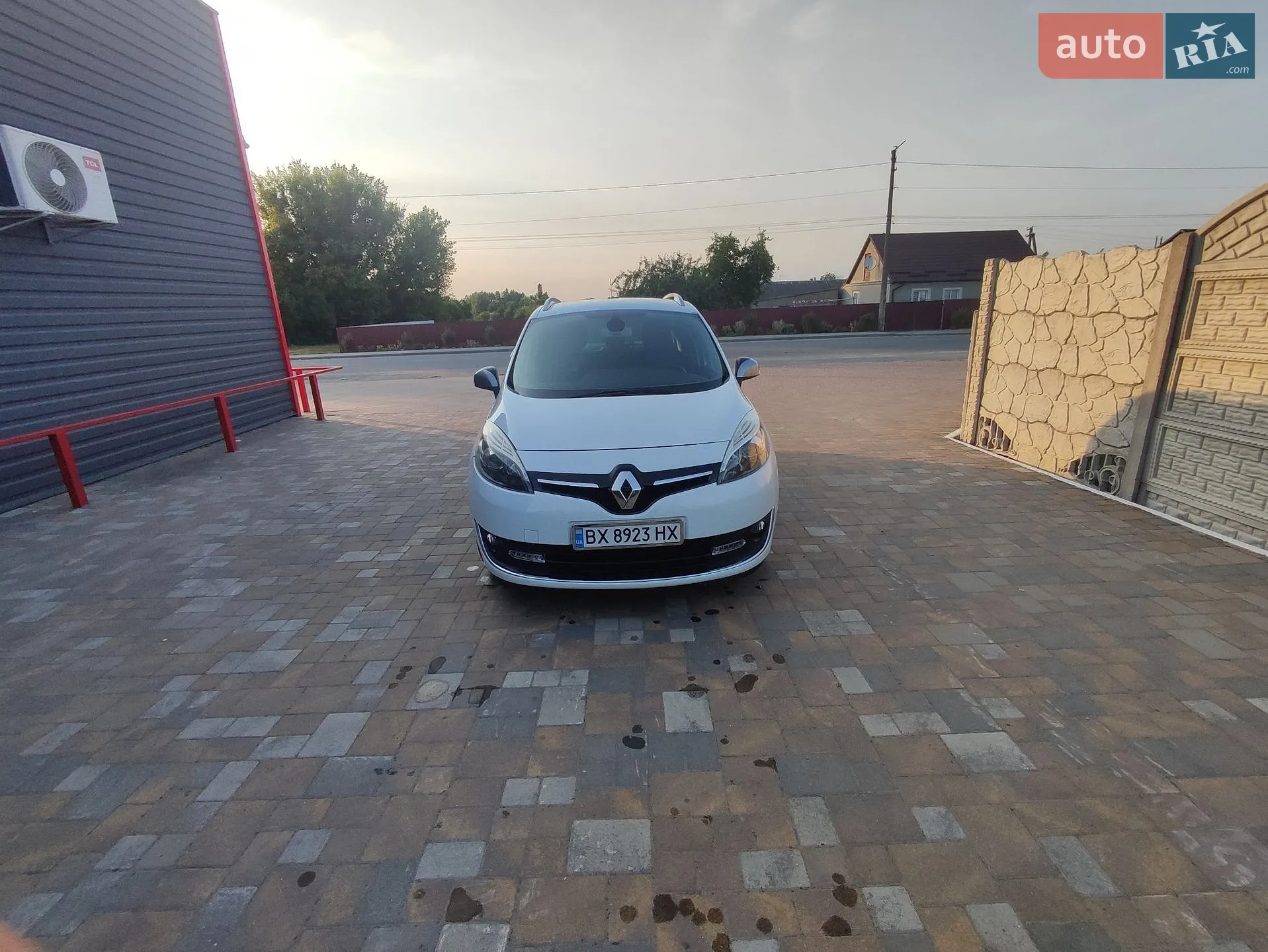 2013 Renault Scenic - мініатюра 2