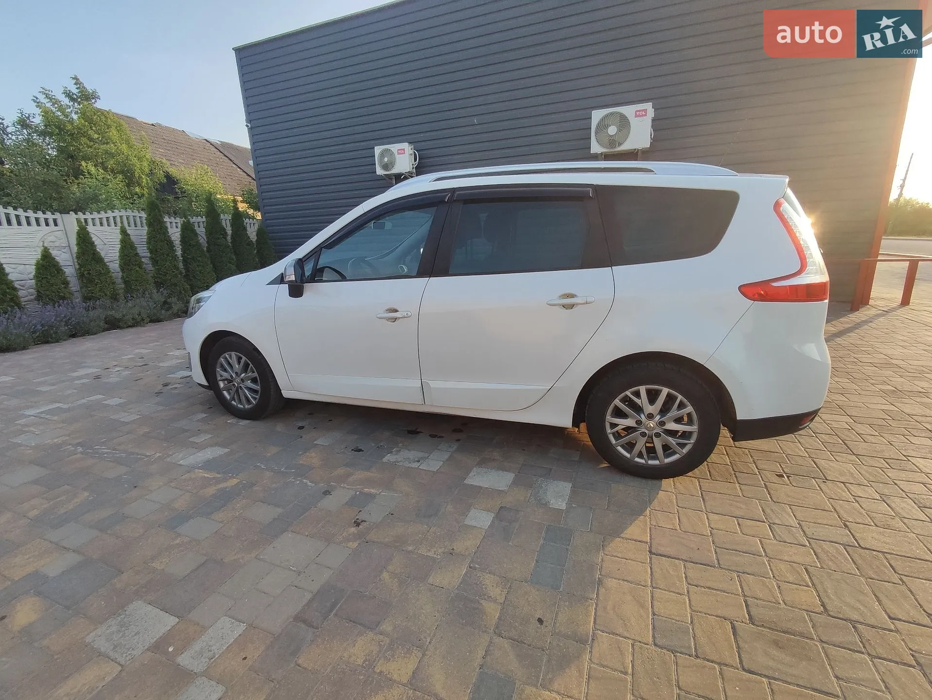 2013 Renault Scenic - мініатюра 3