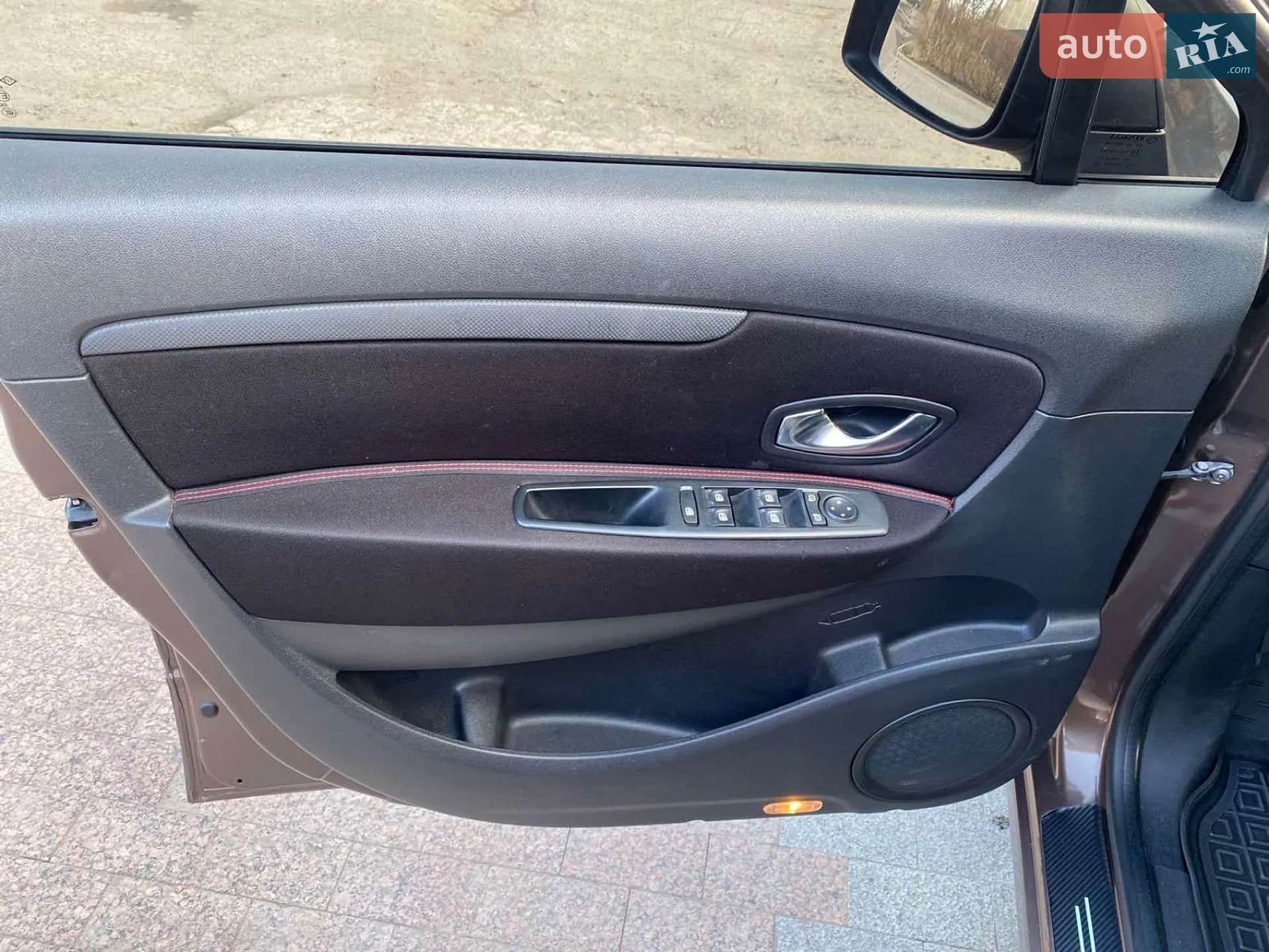 2010 Renault Scenic - мініатюра 6