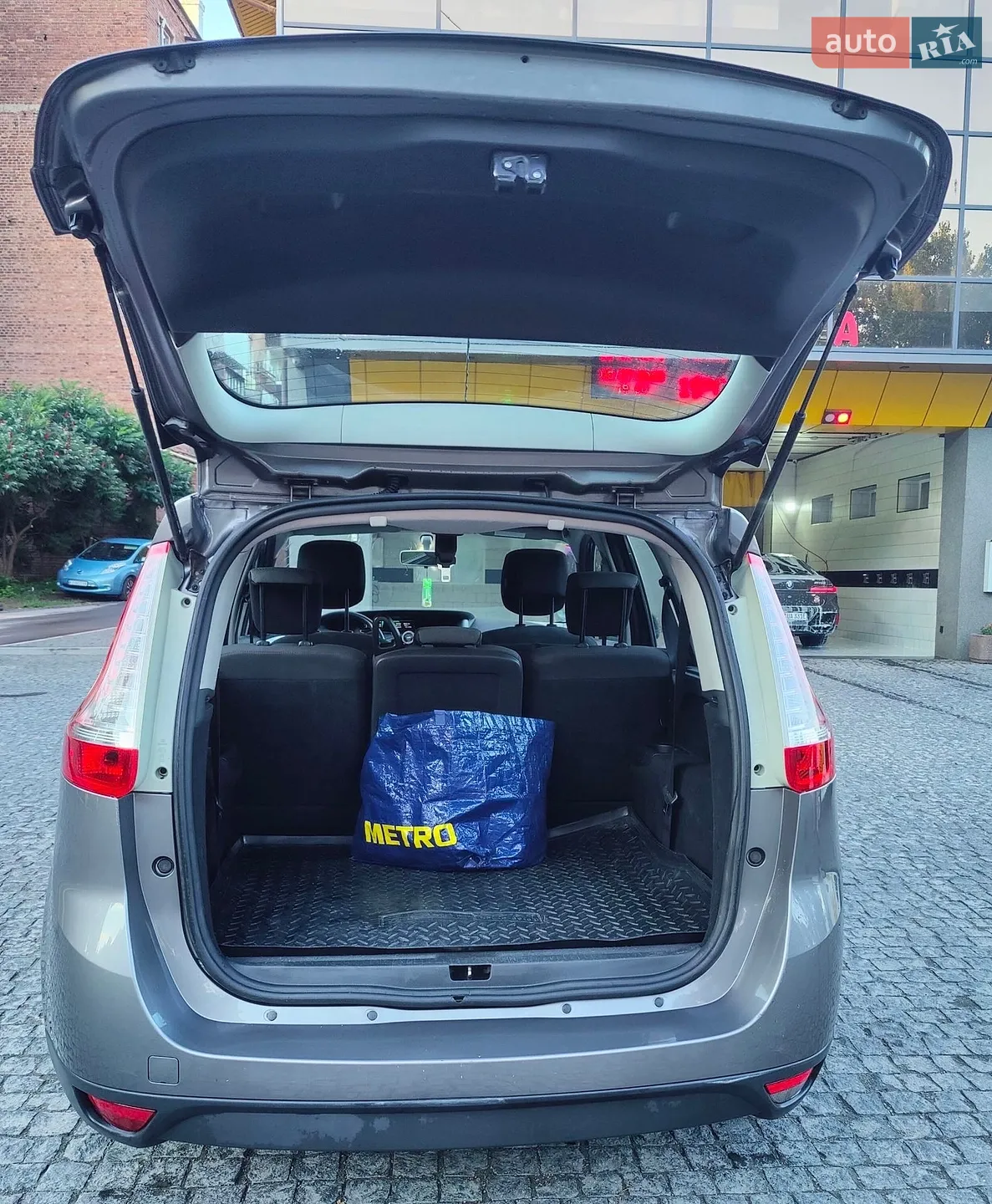 2014 Renault Scenic - мініатюра 2