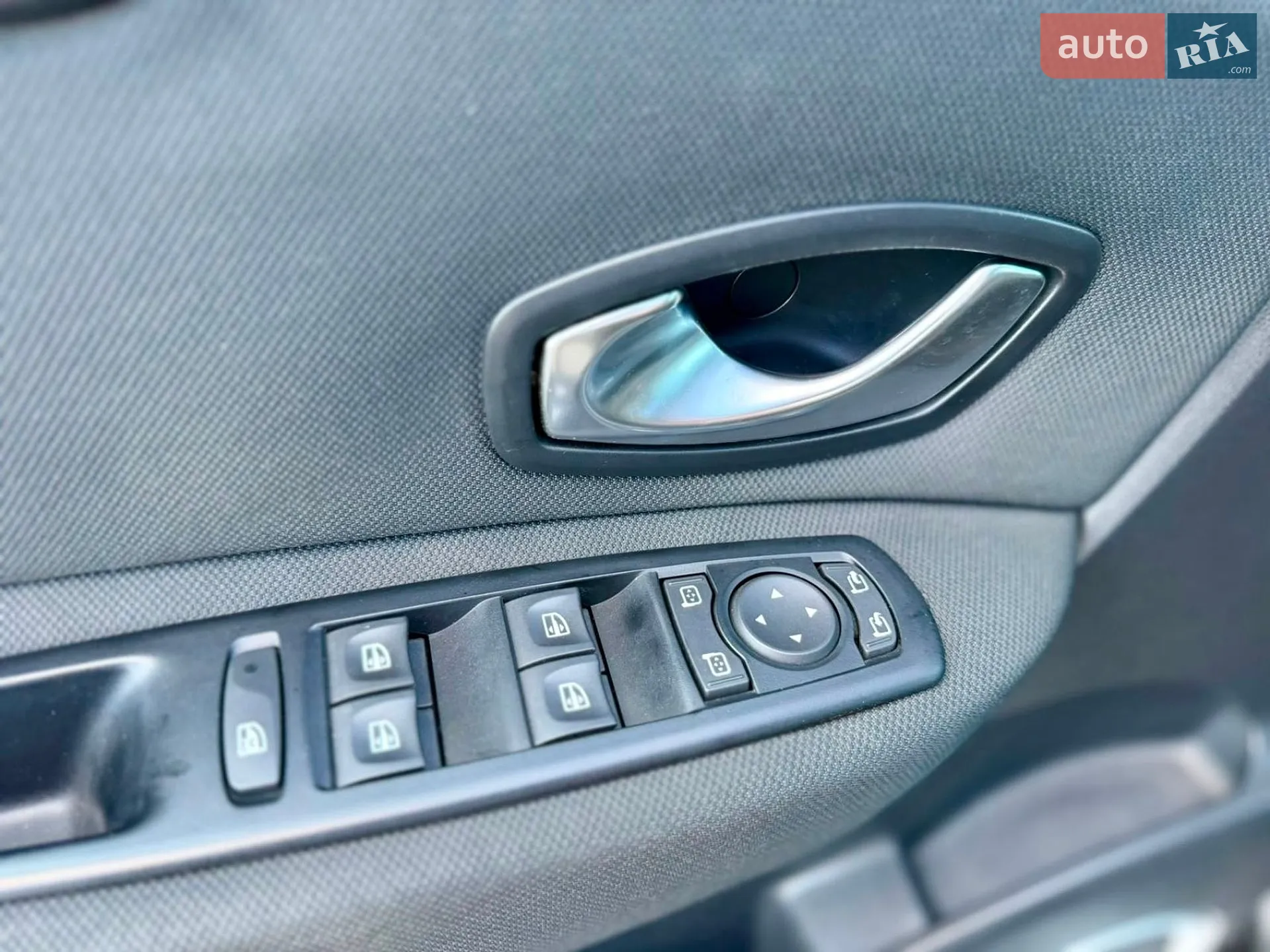 2011 Renault Scenic - мініатюра 61