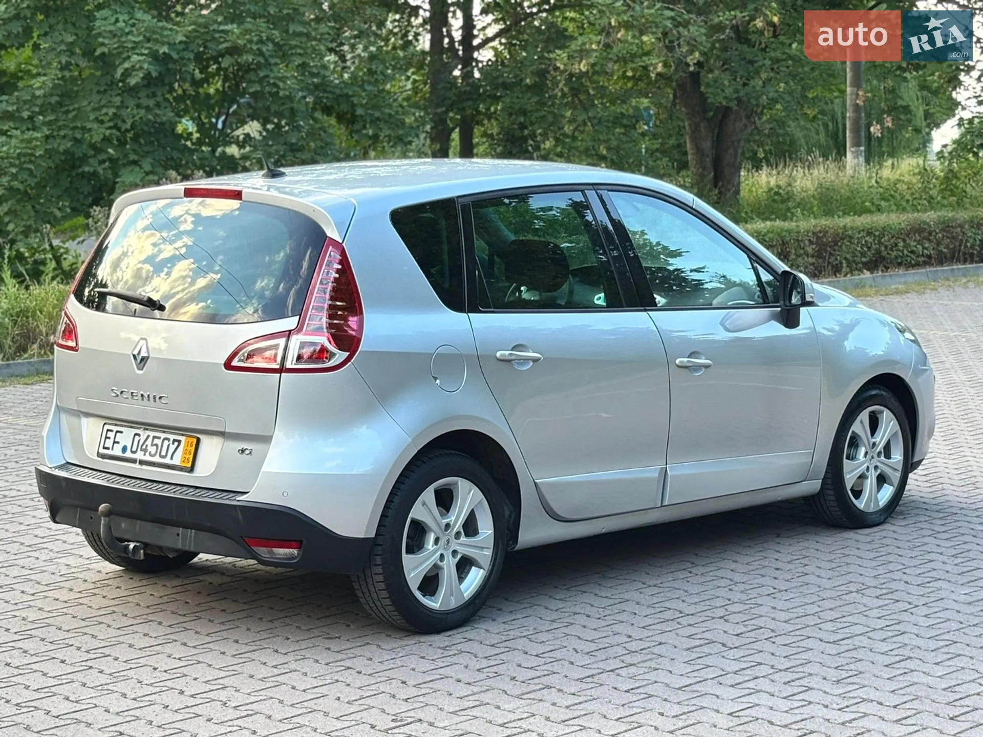 2010 Renault Scenic - мініатюра 11
