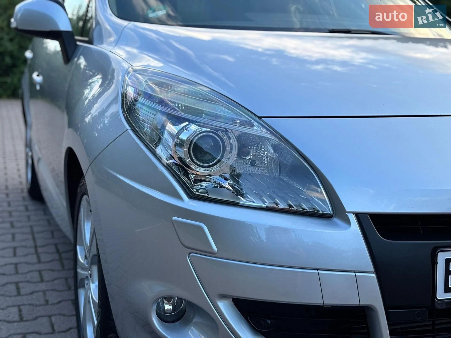 2010 Renault Scenic - мініатюра 14