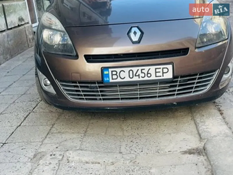 Renault Scenic 2011