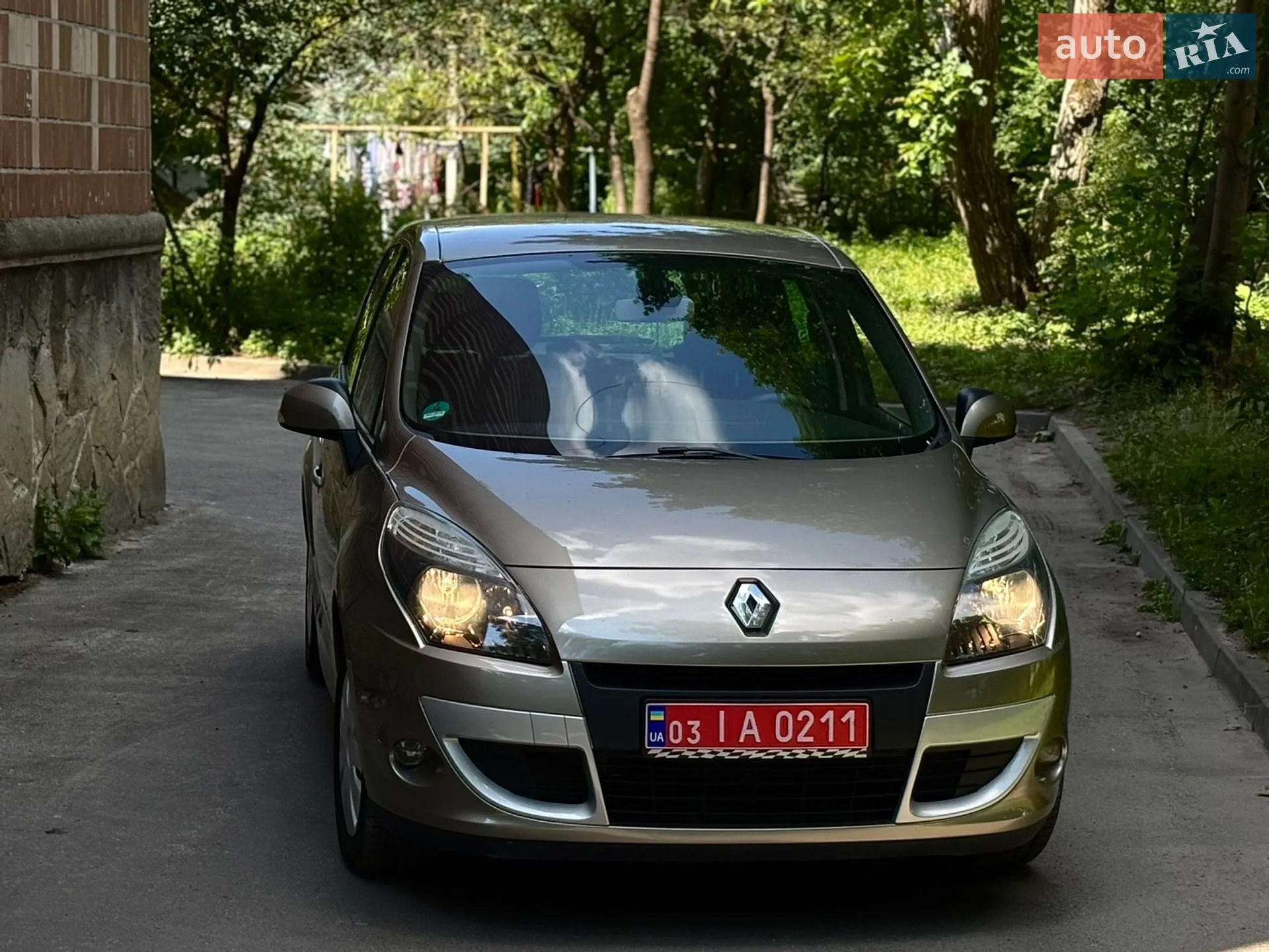 2010 Renault Scenic - мініатюра 3