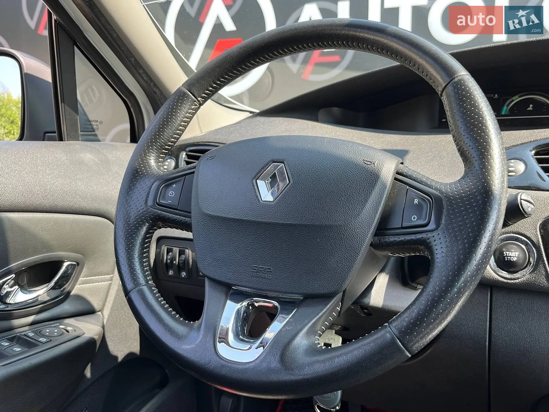 2013 Renault Scenic - мініатюра 16