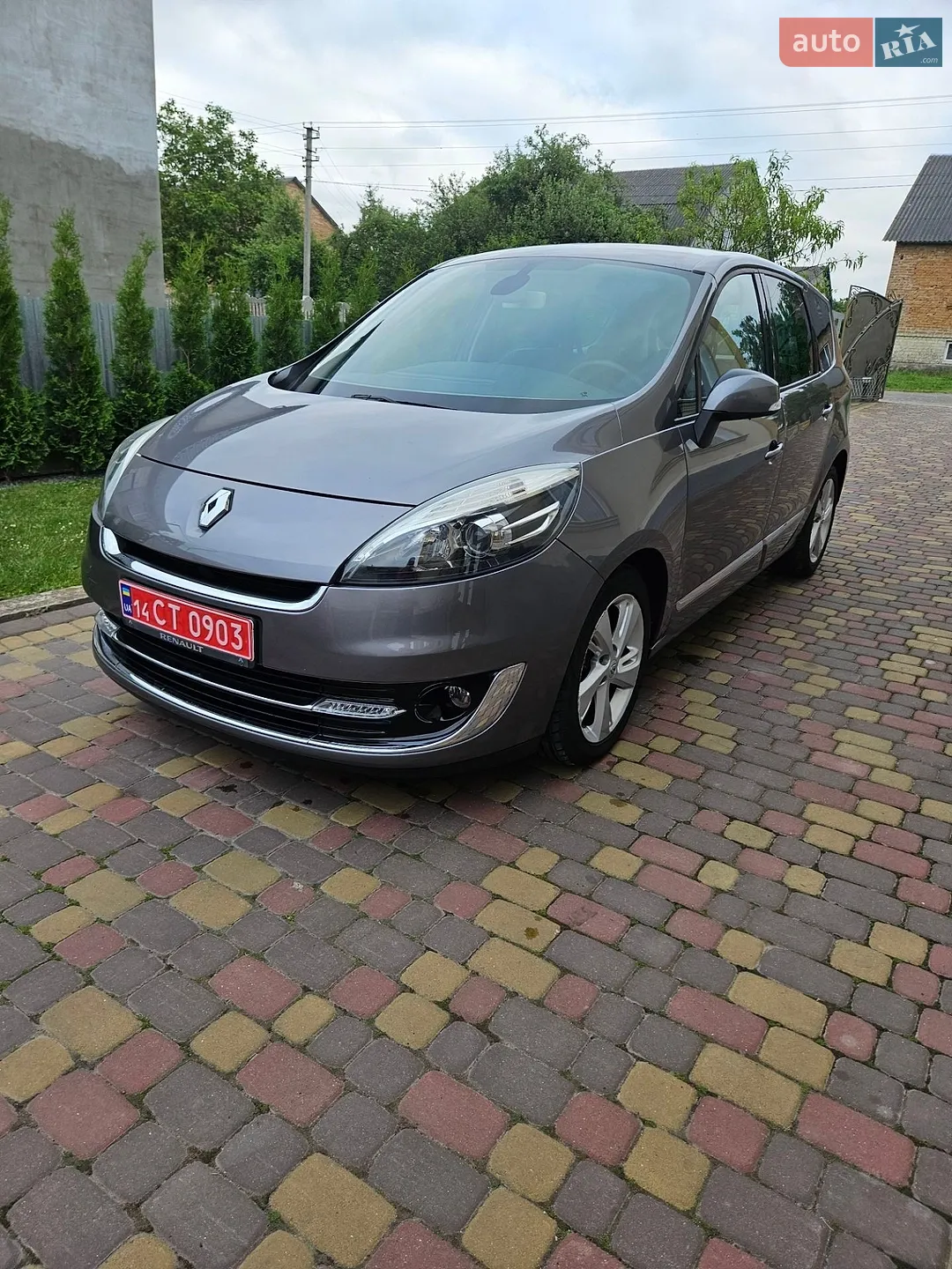 2012 Renault Scenic - фото 1