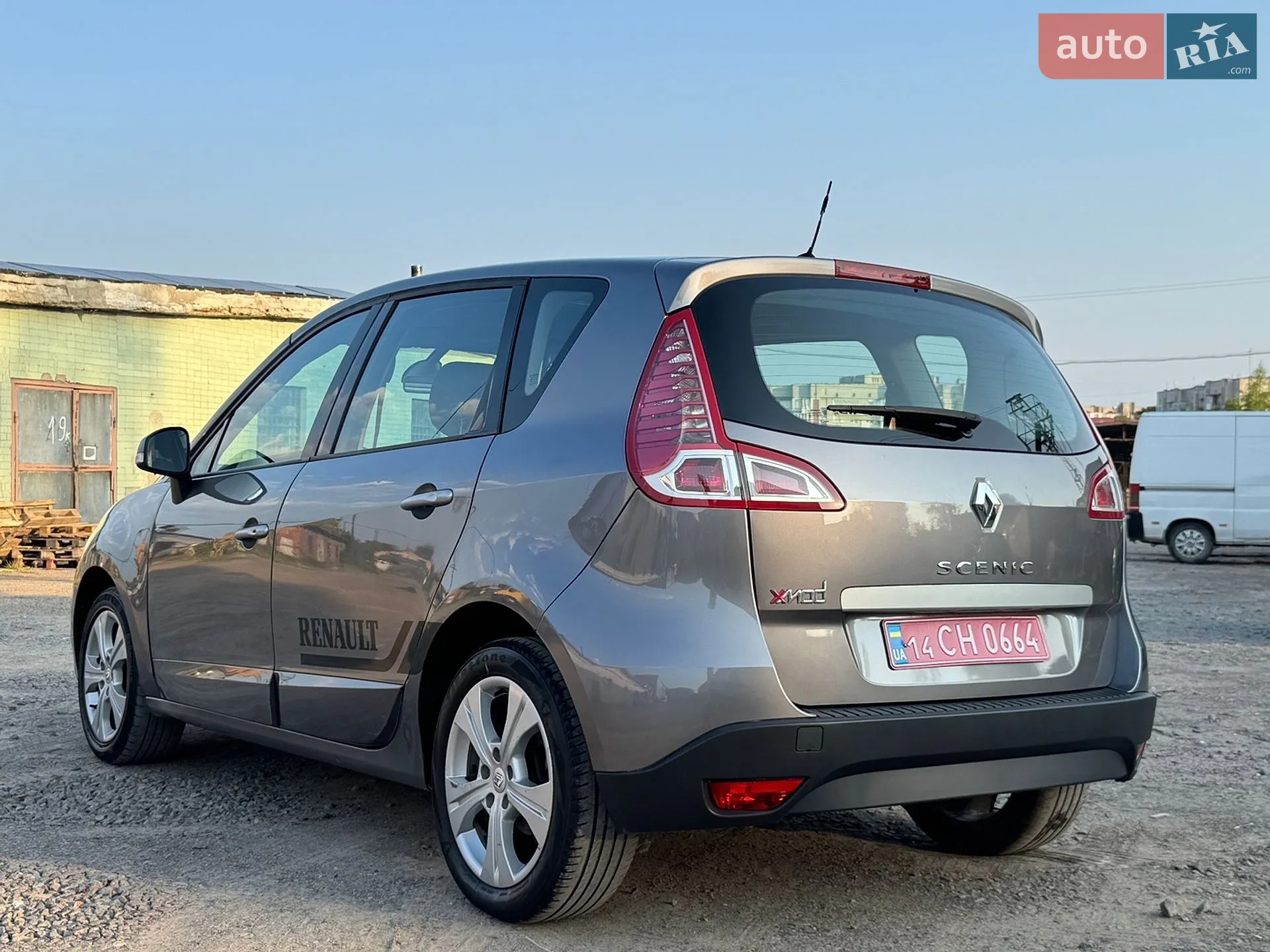 2010 Renault Scenic - мініатюра 23