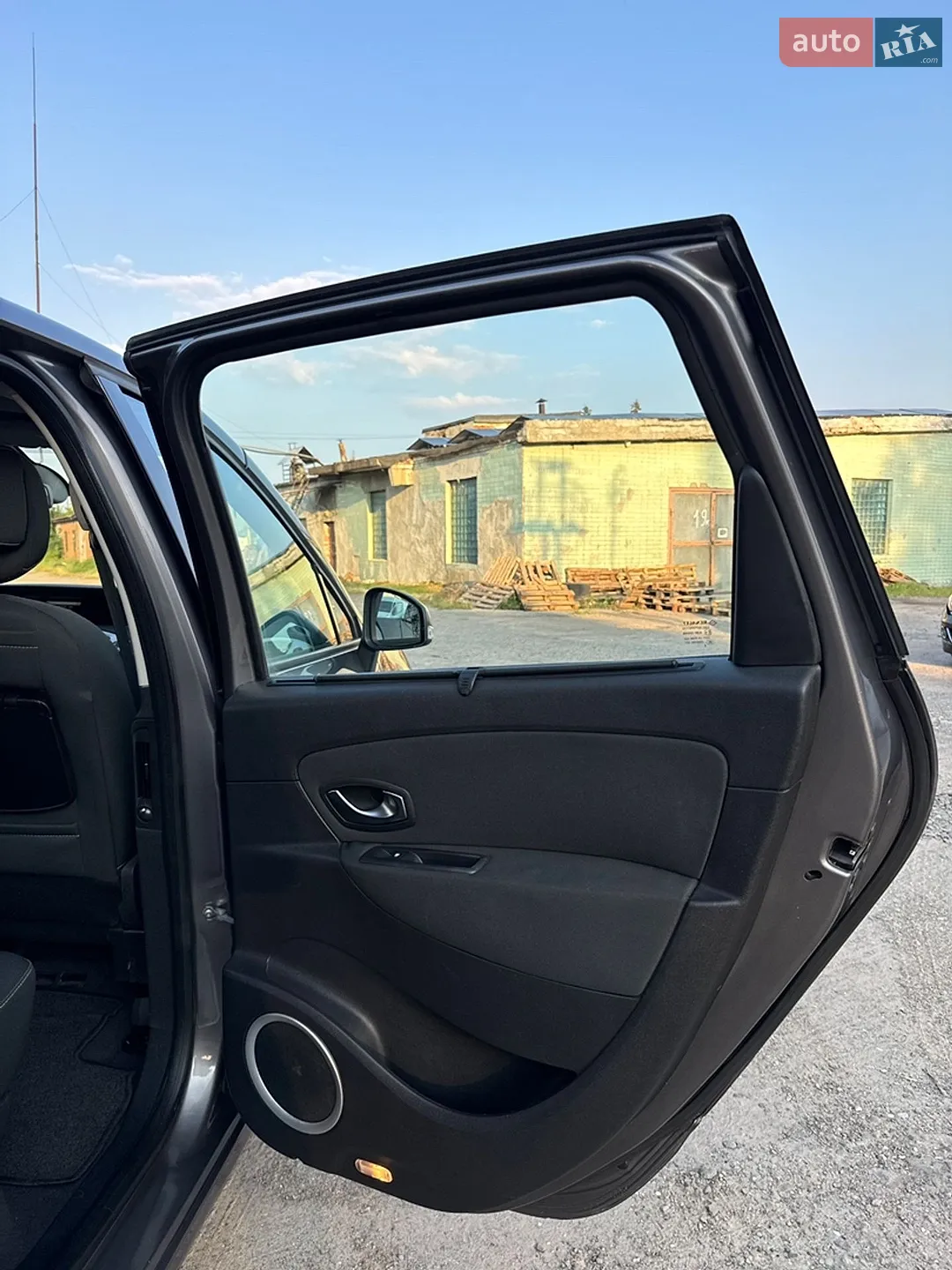 2010 Renault Scenic - мініатюра 49