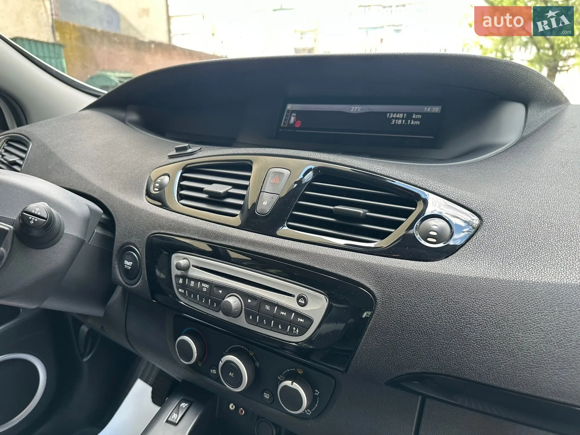 2011 Renault Scenic - мініатюра 20
