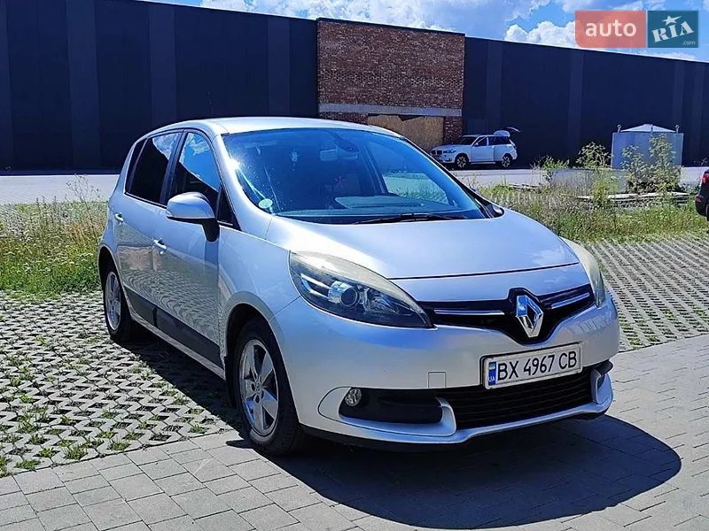 Renault Scenic 2012
