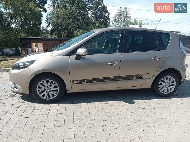 Renault Scenic 2013