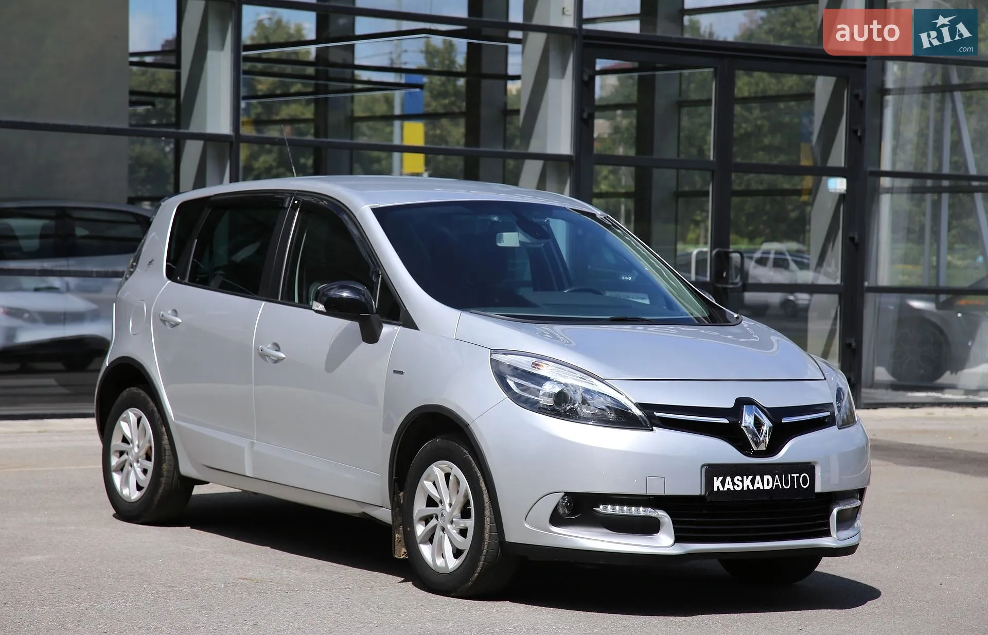 2016 Renault Scenic - мініатюра 3