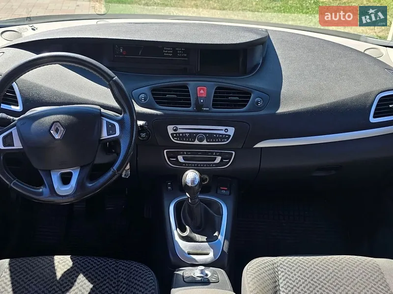Renault Scenic 2011
