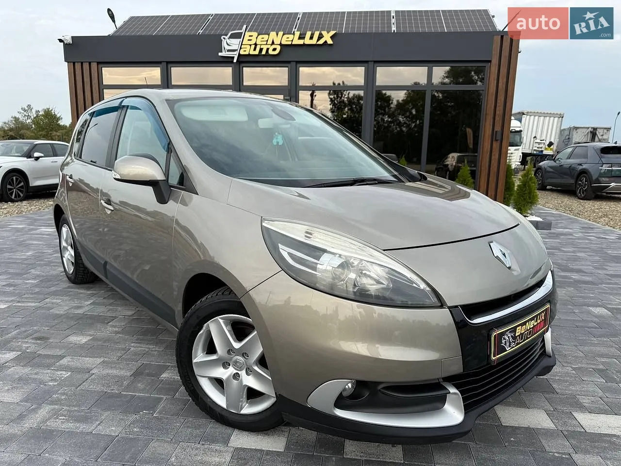 2010 Opel Insignia - мініатюра 25
