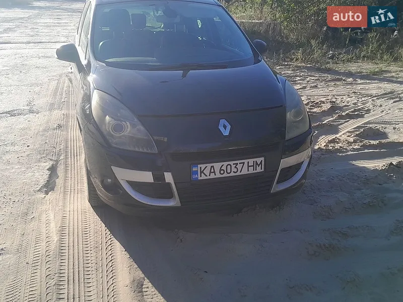 Renault Scenic 2012