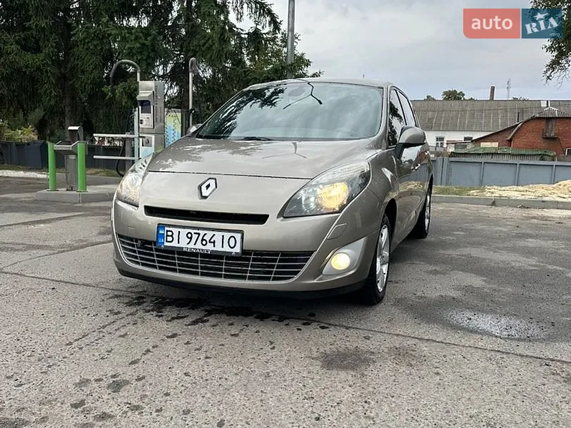 Renault Scenic 2011