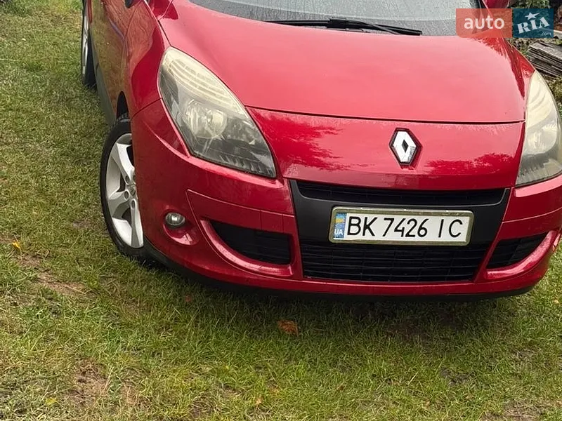Renault Scenic 2011