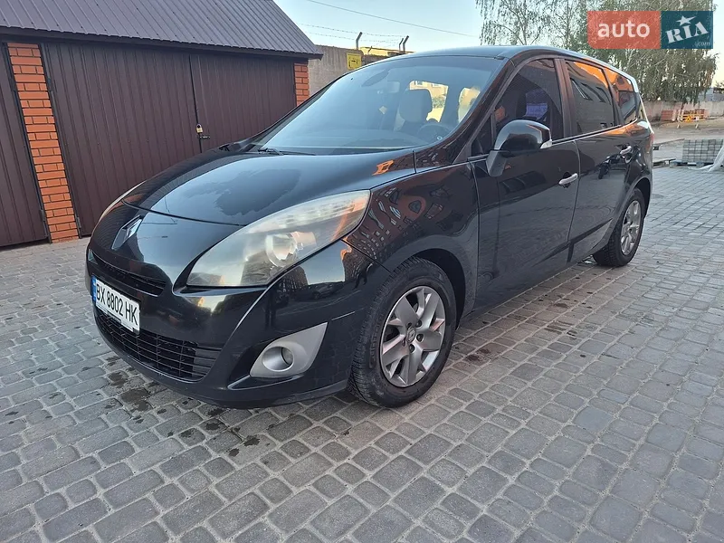 Renault Scenic 2011
